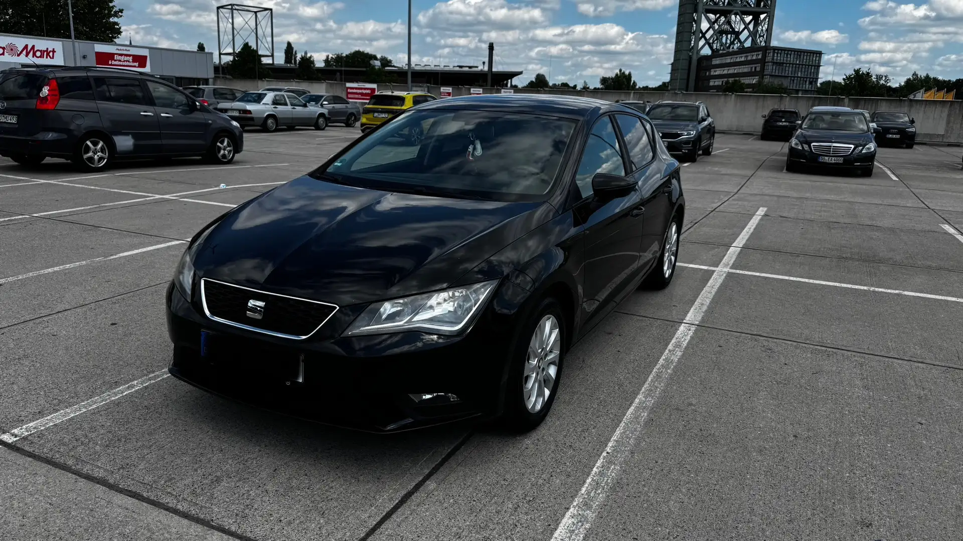 SEAT Leon 1.4 TSI Start&Stop Style Schwarz - 2