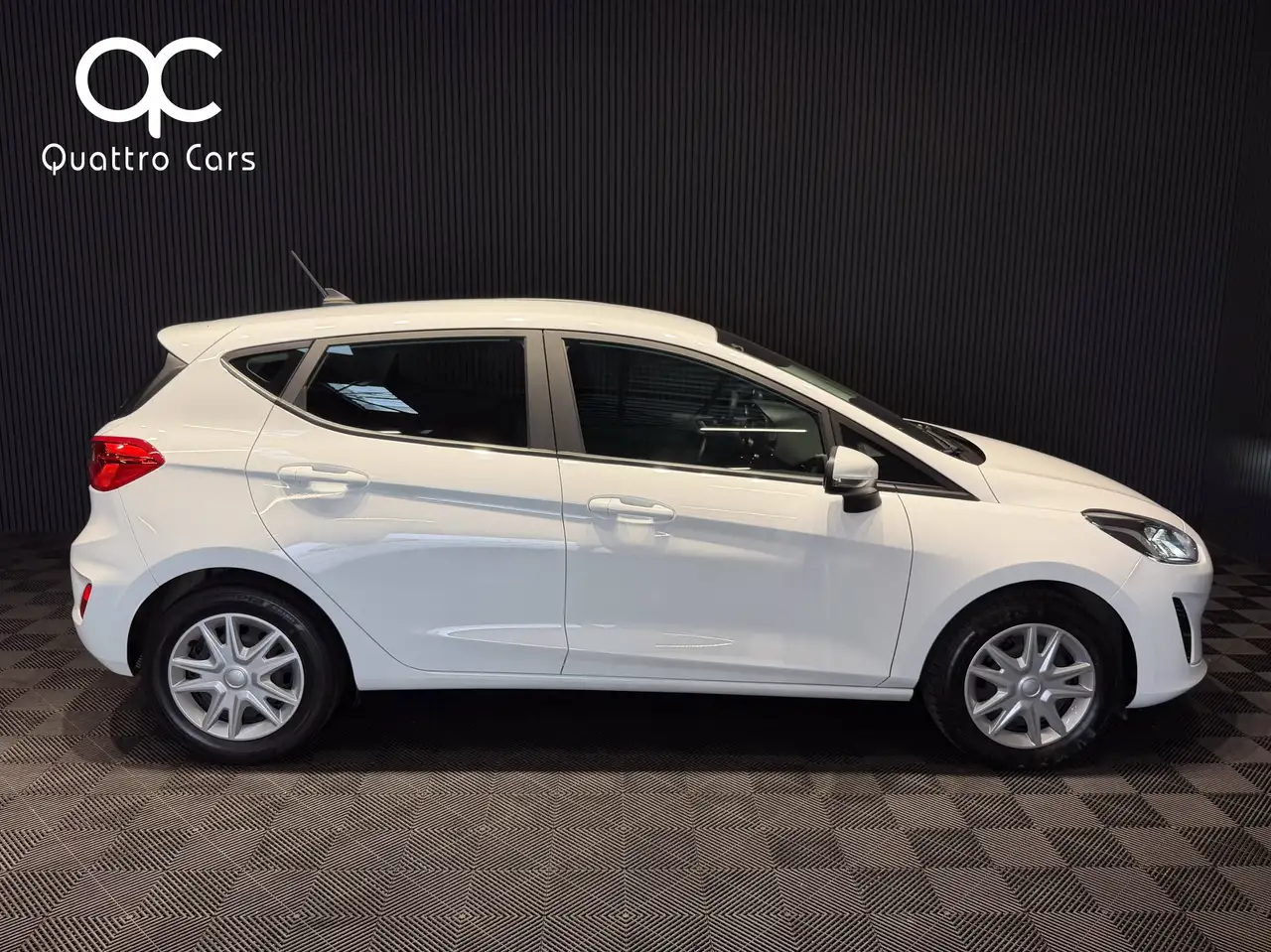 Ford Fiesta Garantie 3 ans possible / 1.1i / 1ere Main / Car play / Bluetooth, миниатюра 4