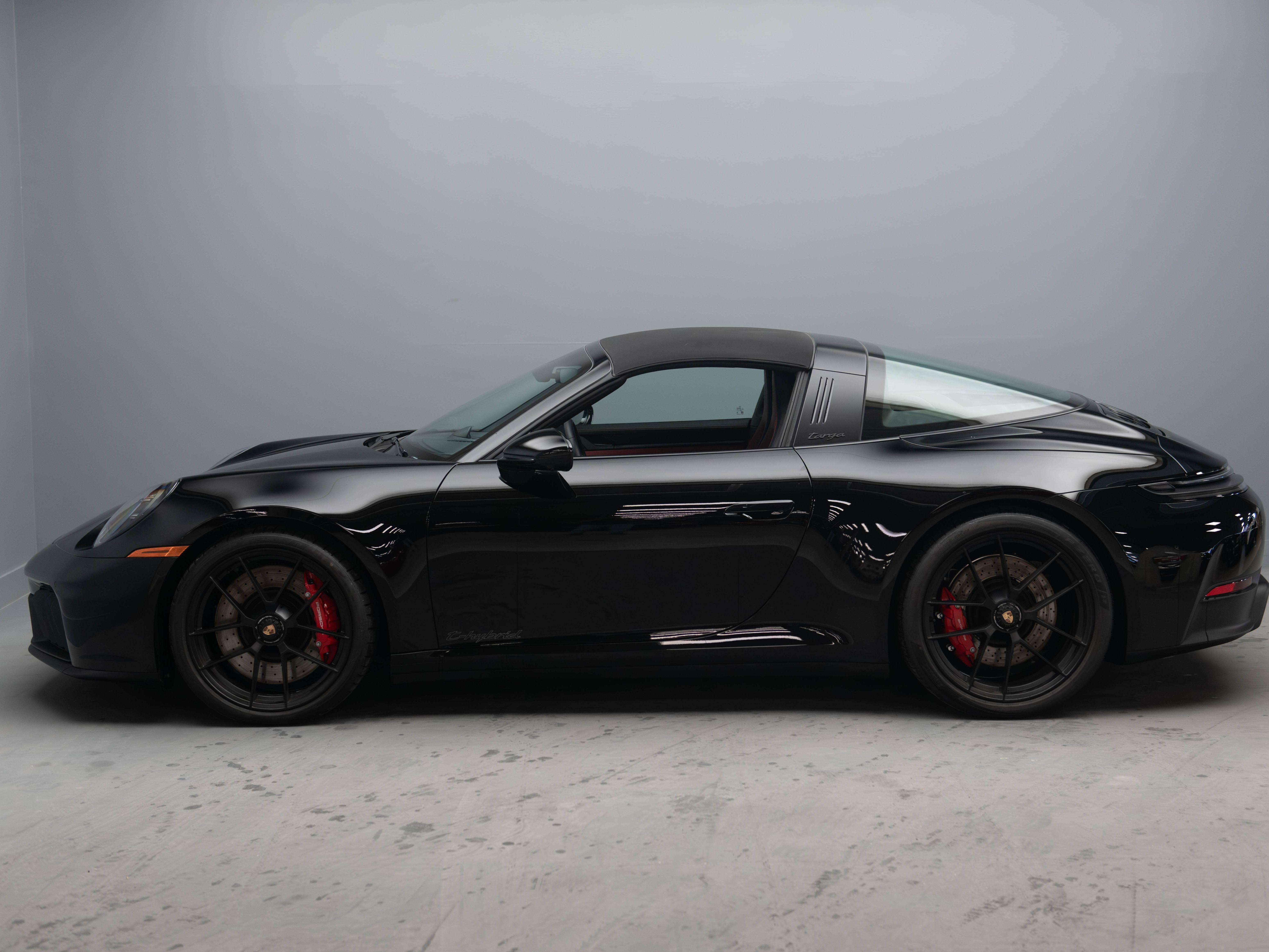2026 Porsche 911 Targa 4 GTS