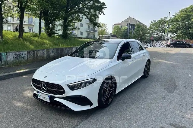 Mercedes-Benz A 180 A 180 Automatic AMG Line Advanced Plus