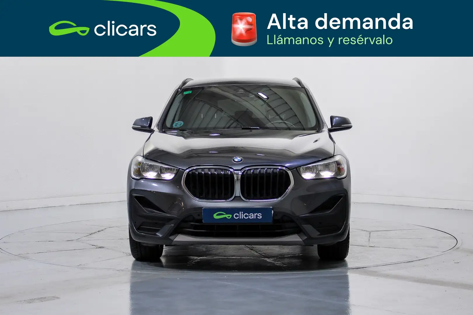 BMW X1 sDrive 20dA Gris - 2