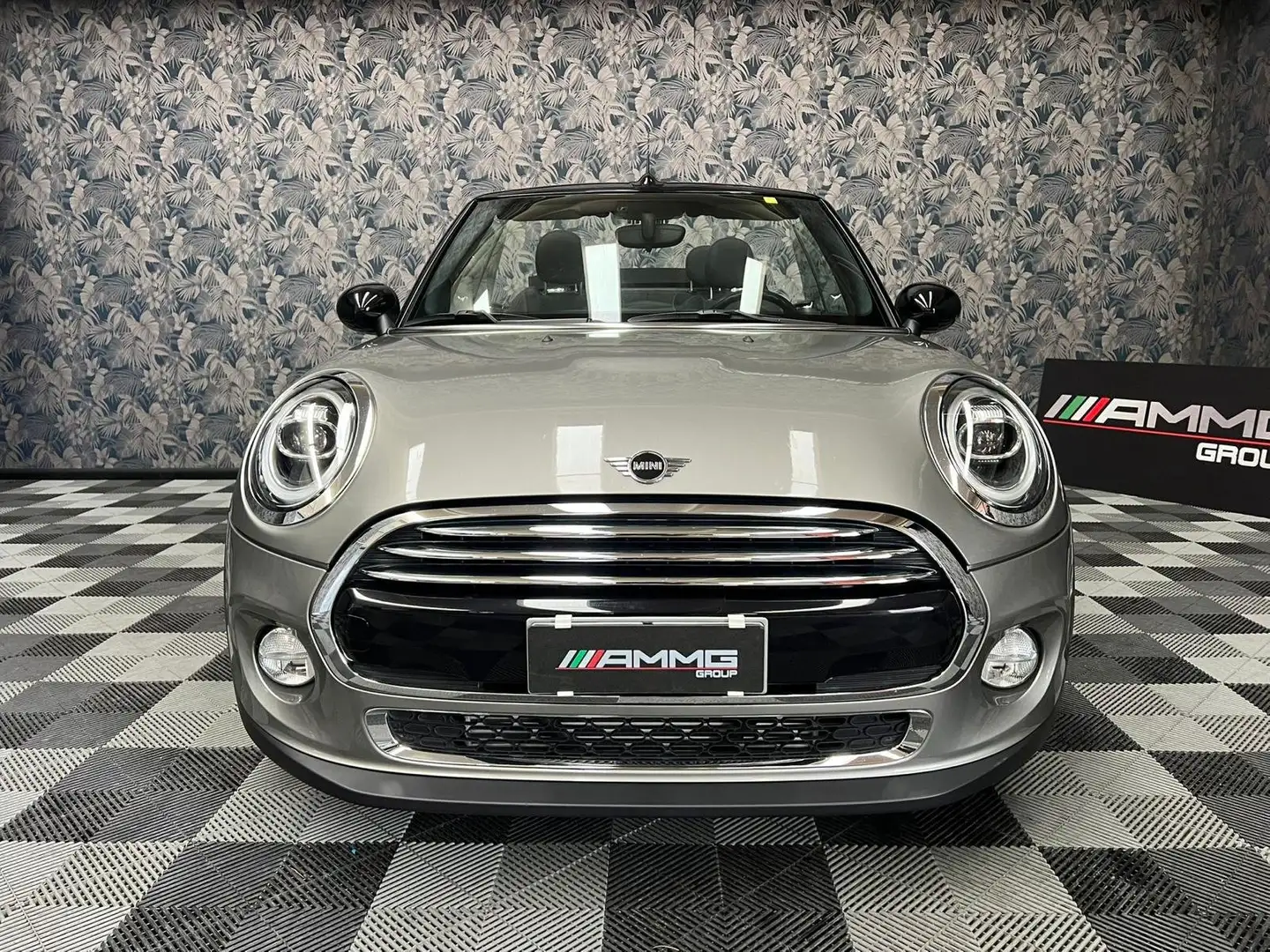 MINI Cooper D Cabrio Mini Cabrio 1.5 Cooper D Hype auto (038) Grau - 2