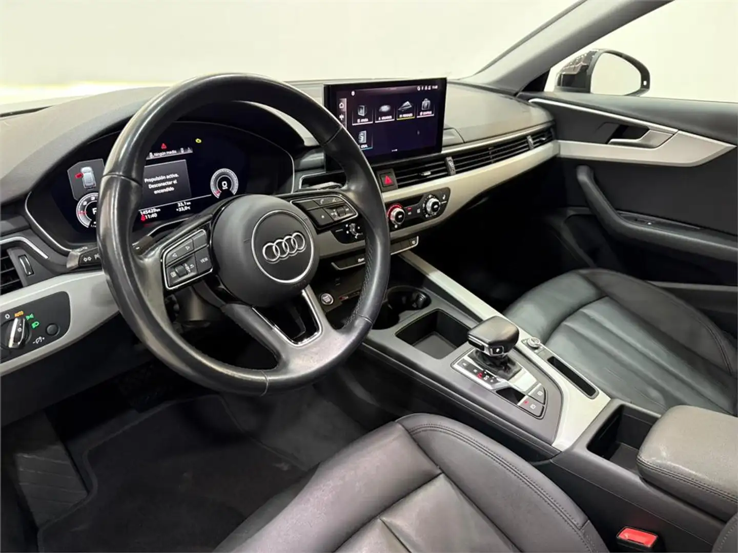 Audi A4 Avant 30 TDI Black line S tronic 100kW - 2