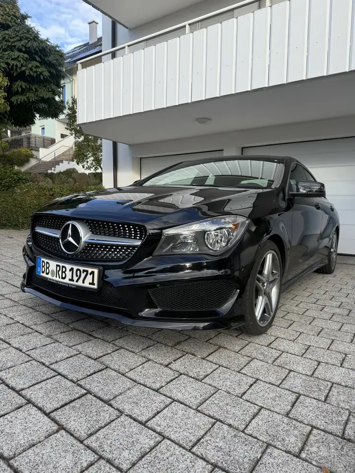 Mercedes-Benz CLA 200 7G-DCT AMG Line — photo 1 of 8