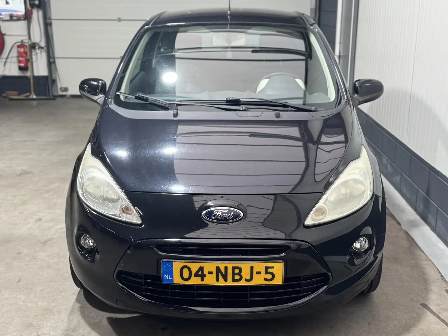 Ford Ka/Ka+ 1.2 Couture First Edition Vol jaar APK Airco crna - 2