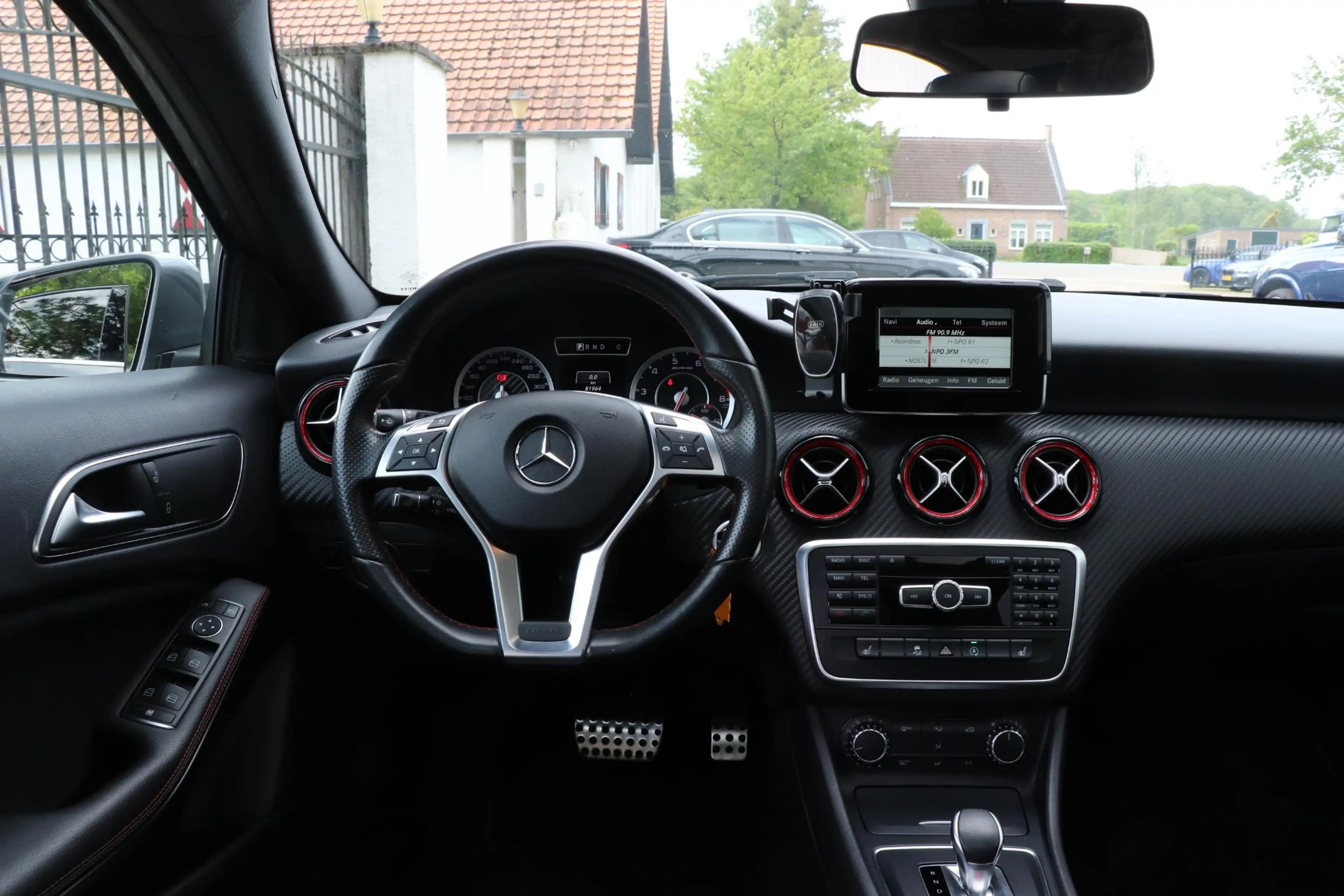 Mercedes-Benz A 45 AMG 4MATIC |Panoramadak — photo 12