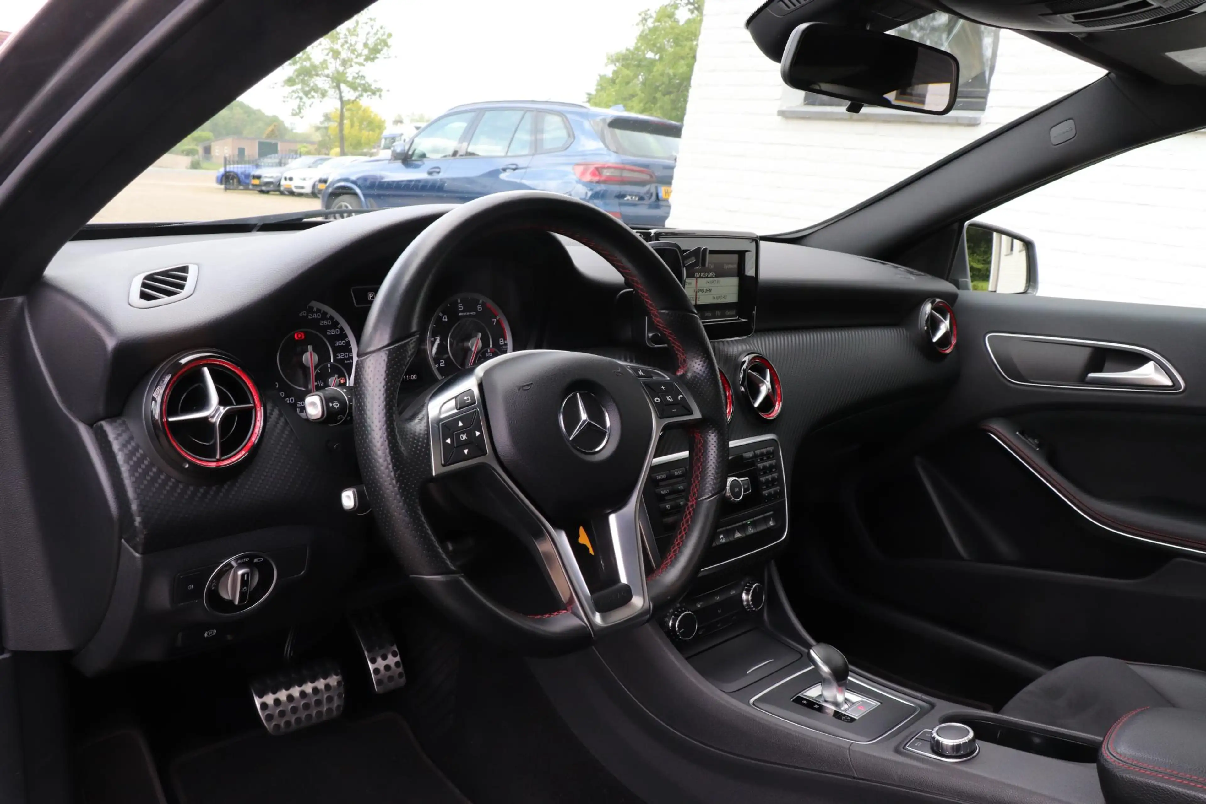 Mercedes-Benz A 45 AMG 4MATIC |Panoramadak — photo 11