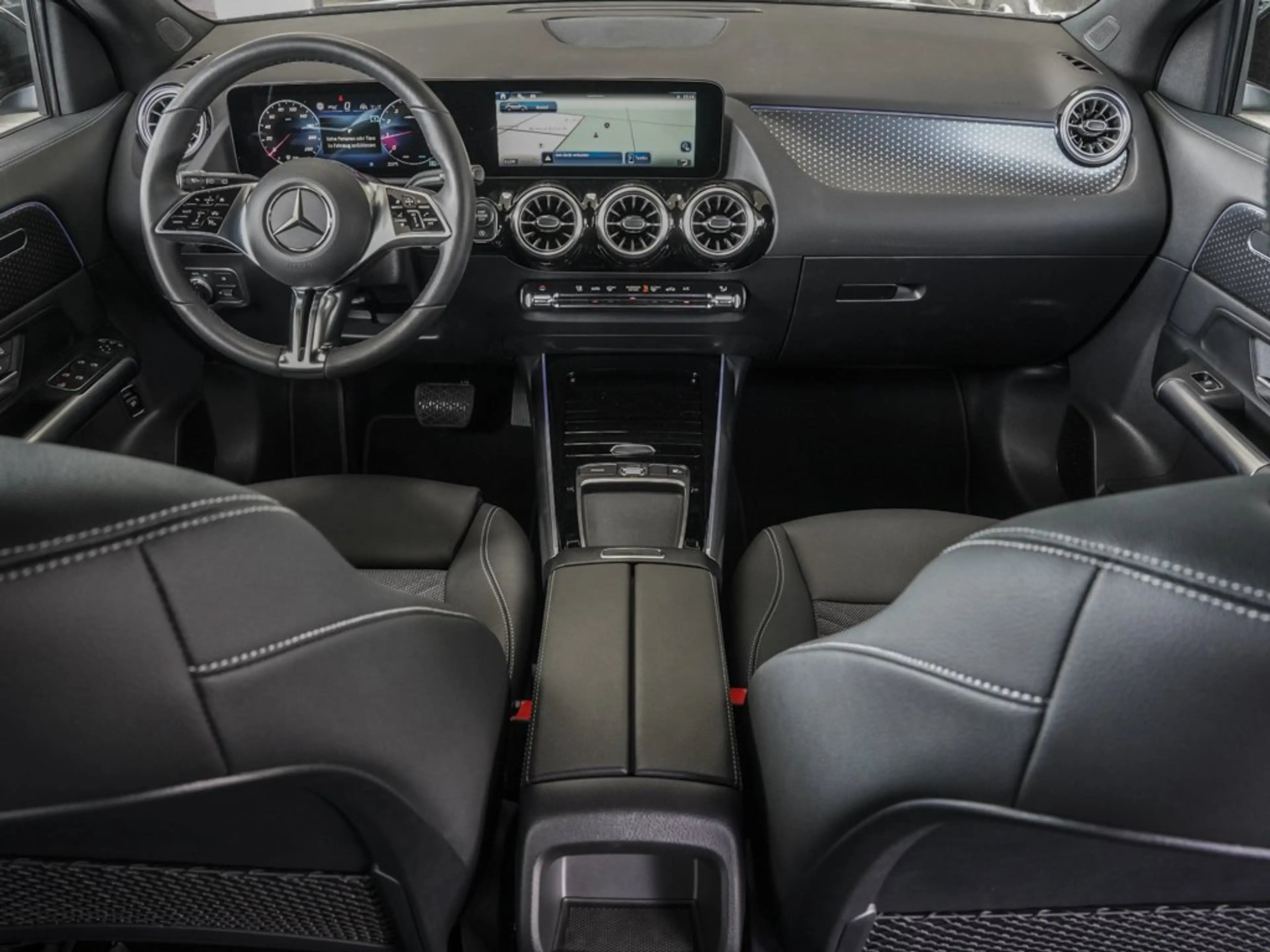 Mercedes-Benz GLA 200 Progressive Night 360°-Kamera MBUX AHK — photo 14