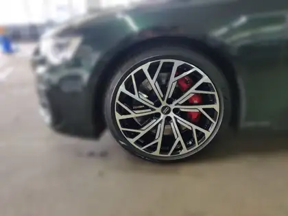 Annonce voiture d'occasion Audi S8 - CARADIZE
