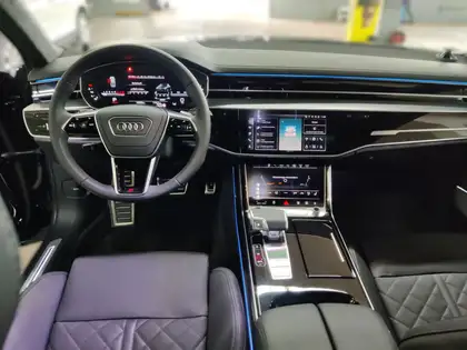 Annonce voiture d'occasion Audi S8 - CARADIZE