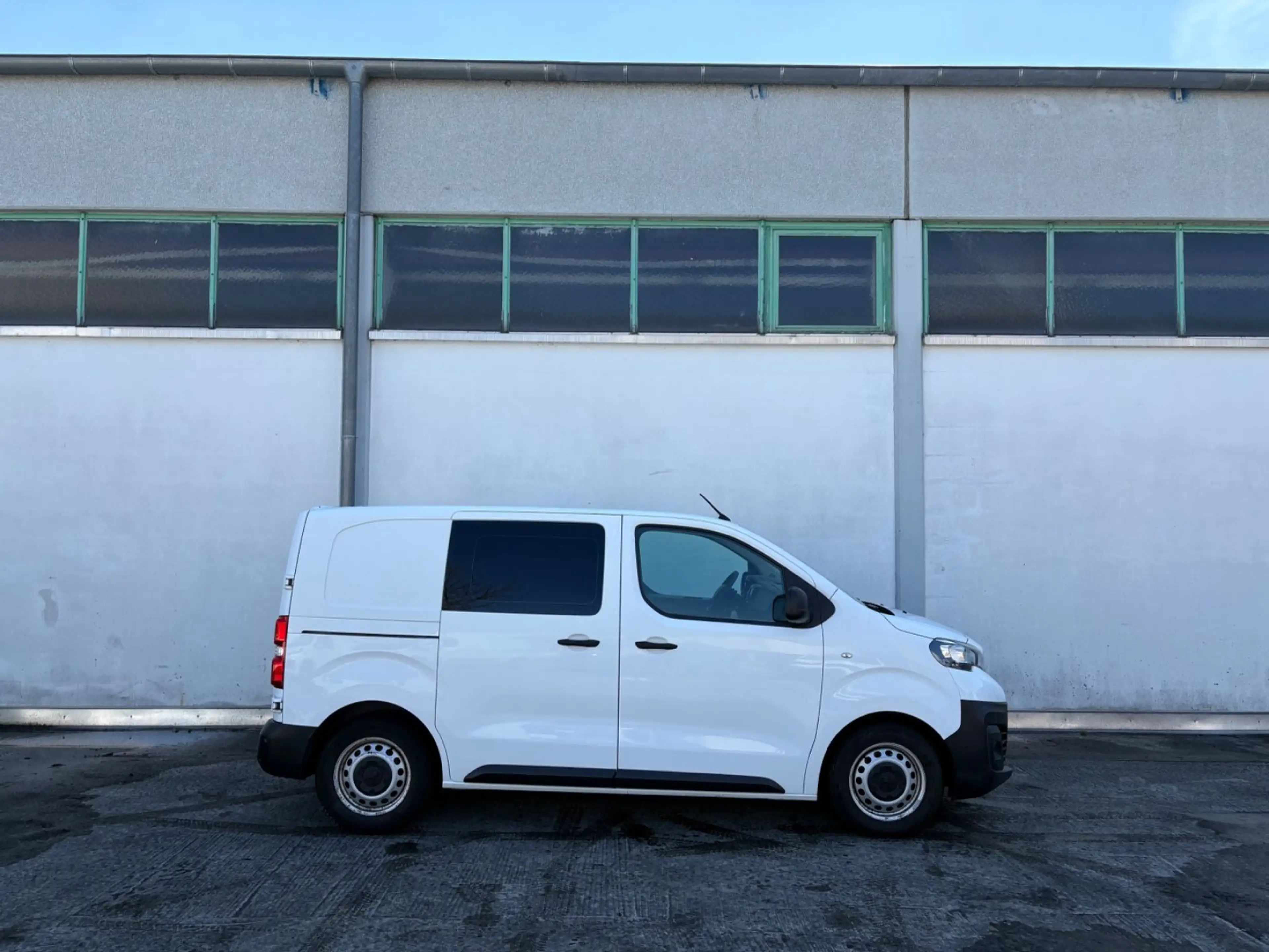 Peugeot Expert 2.0 Premium L2, Kamera, Navi, PDC — photo 6