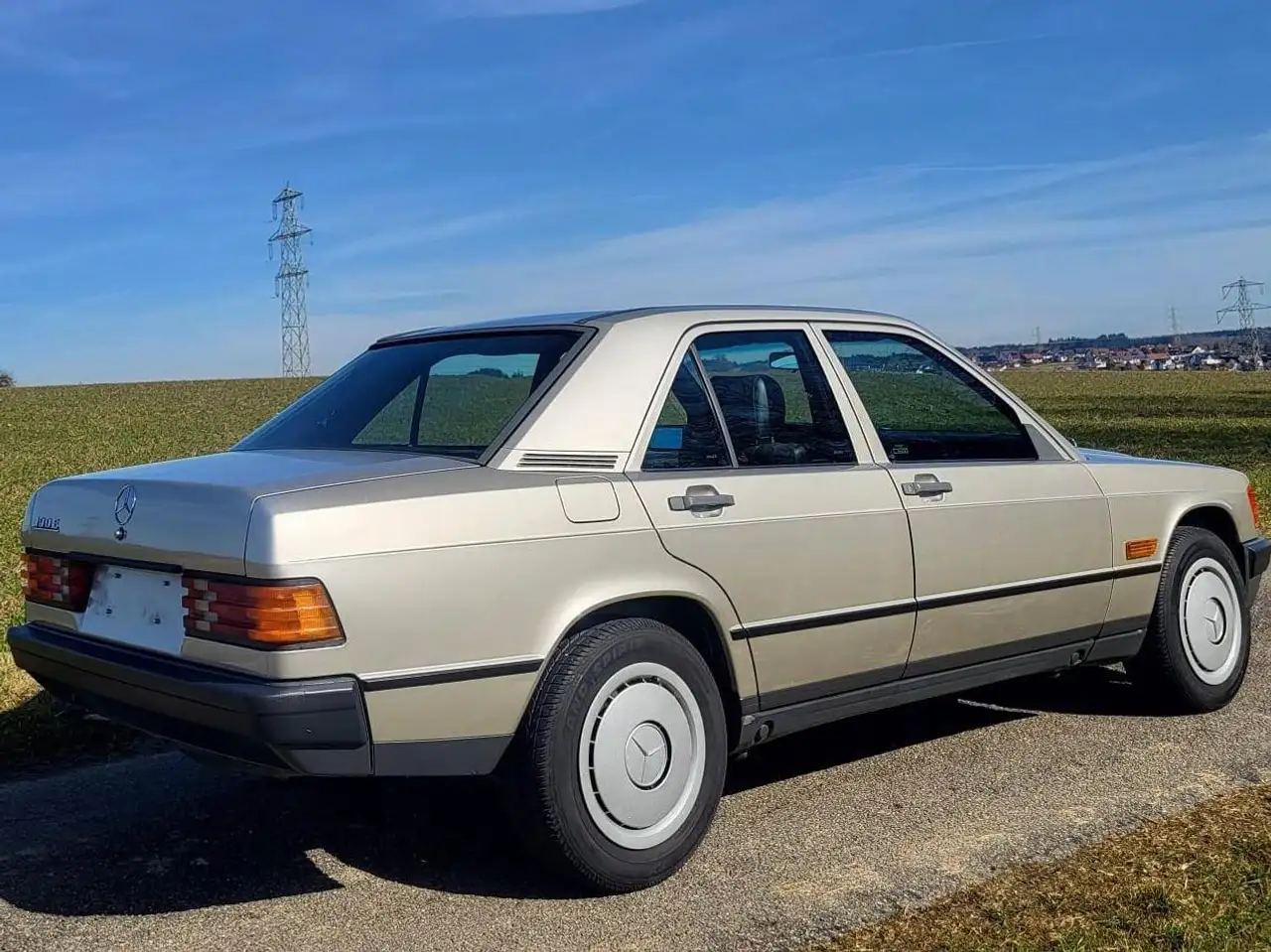 Mercedes-Benz 190 E, foto 4