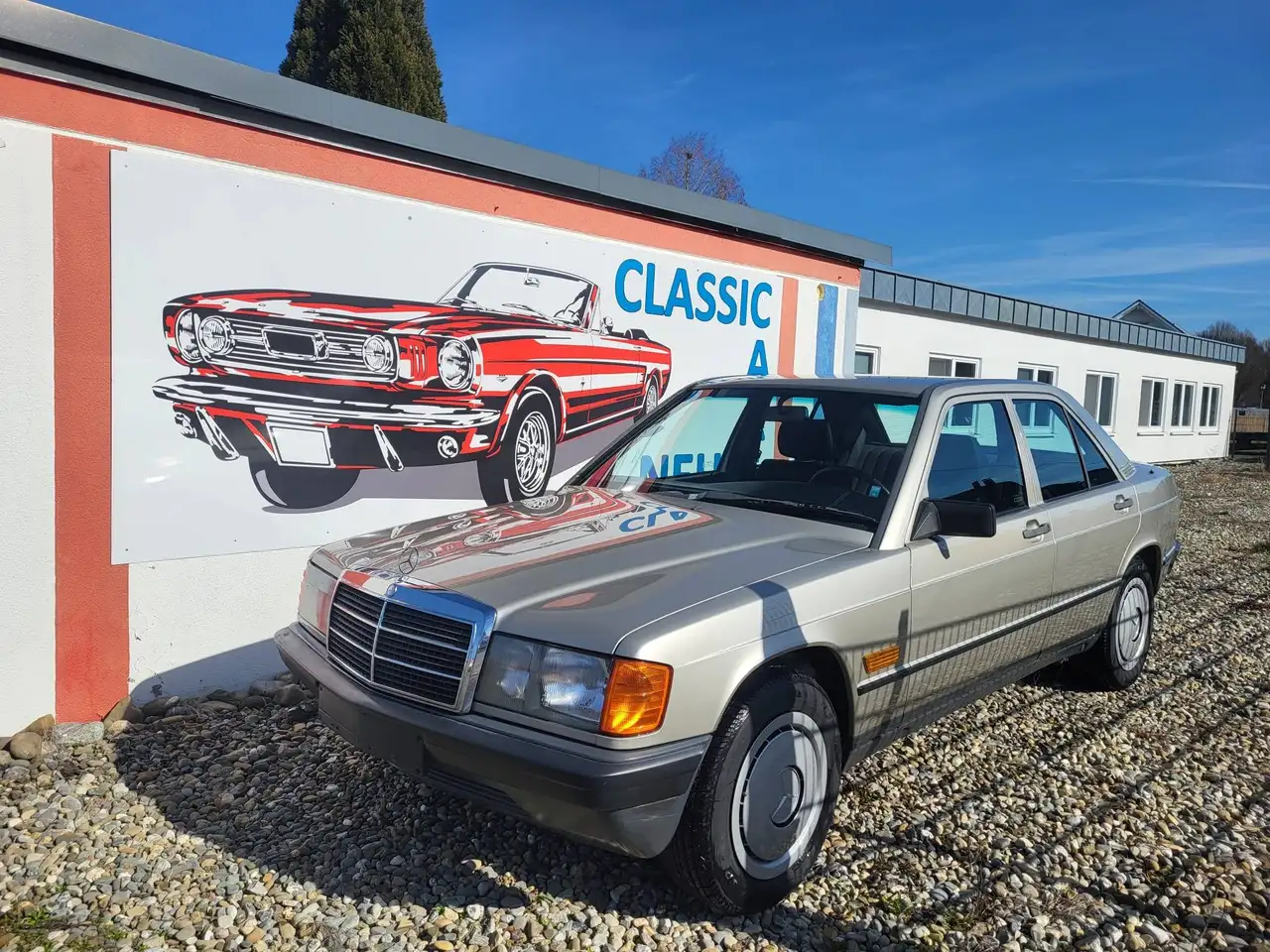 Mercedes-Benz 190 E, foto 1