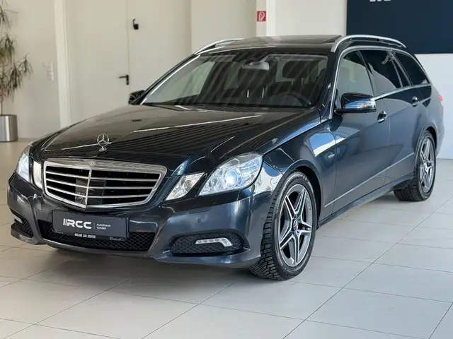 Mercedes-Benz E 350 CGI AMG MB Scheckh. TV Schiebe Distr. Kam