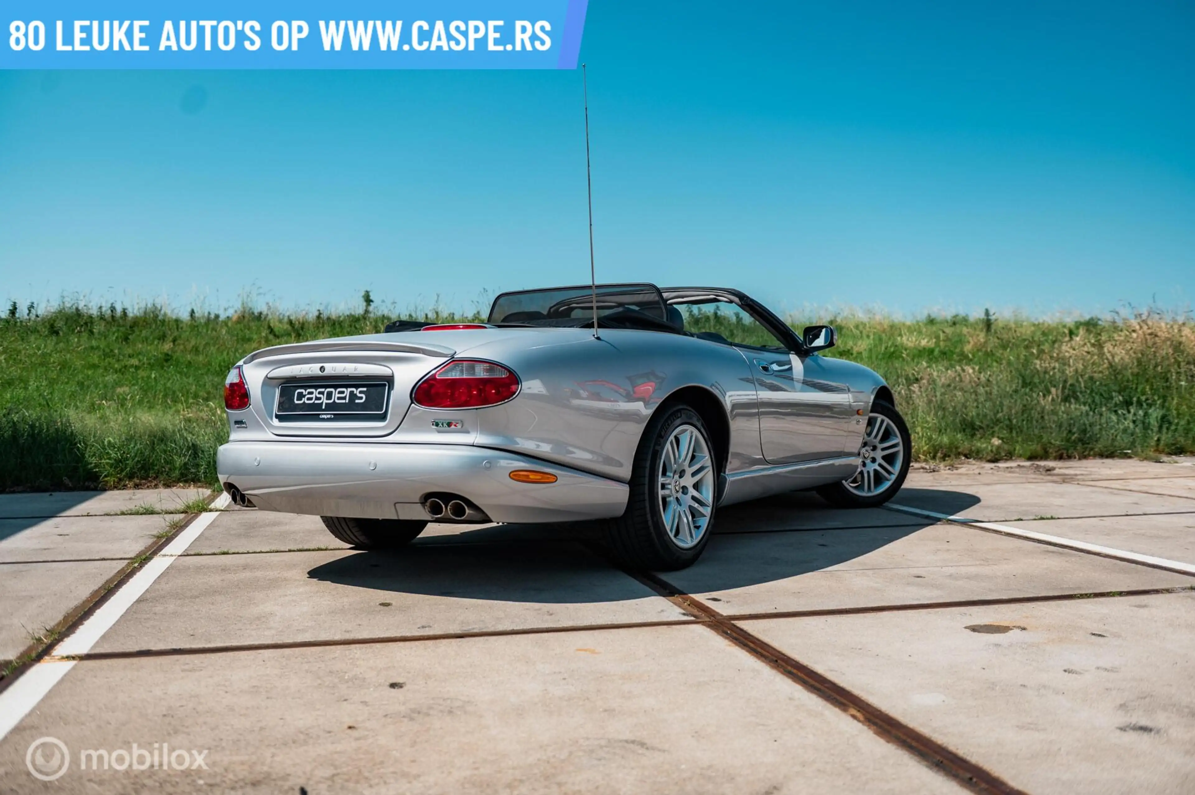 Jaguar XKR 4.2 V8 Convertible — photo 10
