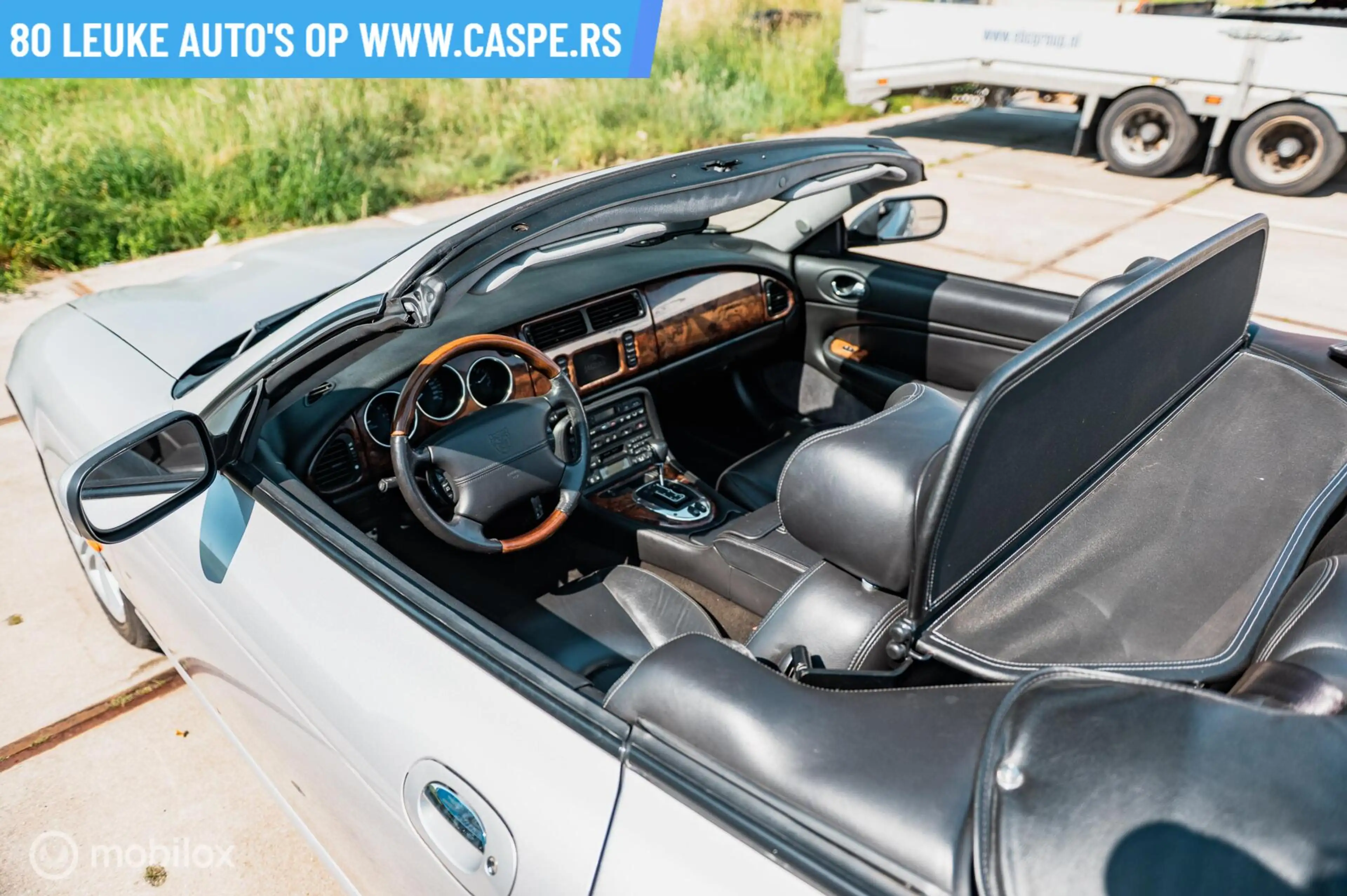 Jaguar XKR 4.2 V8 Convertible — photo 13