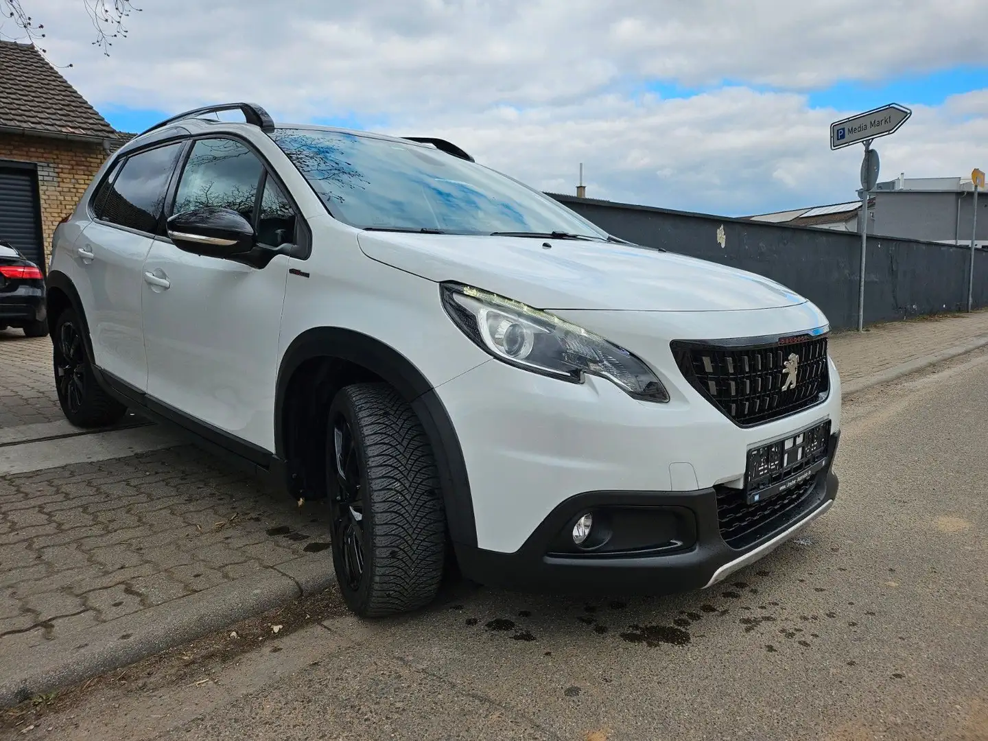 Peugeot 2008 GT-Line Edition PureTech 110 Weiß - 2