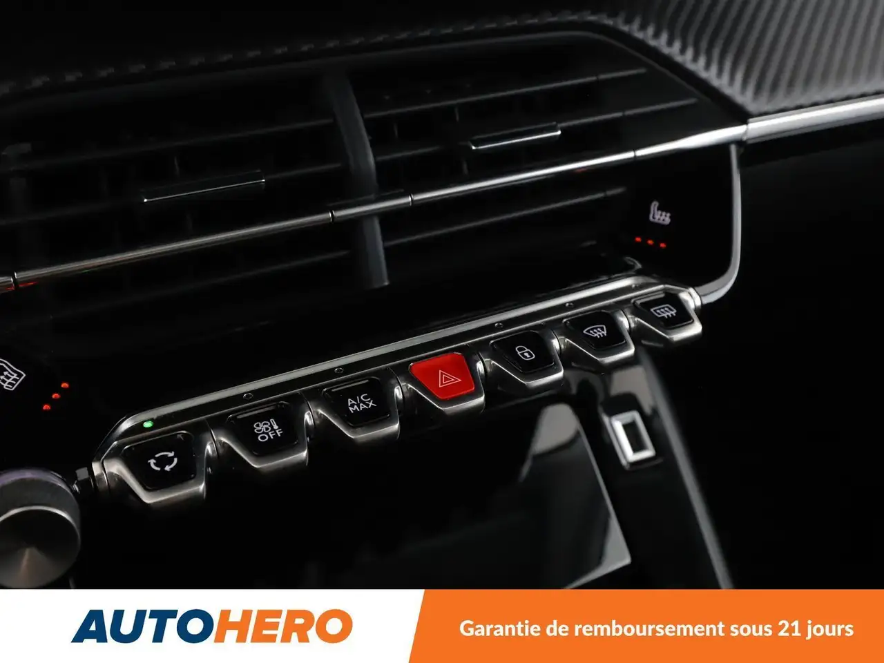 Peugeot 208 208 — photo 24