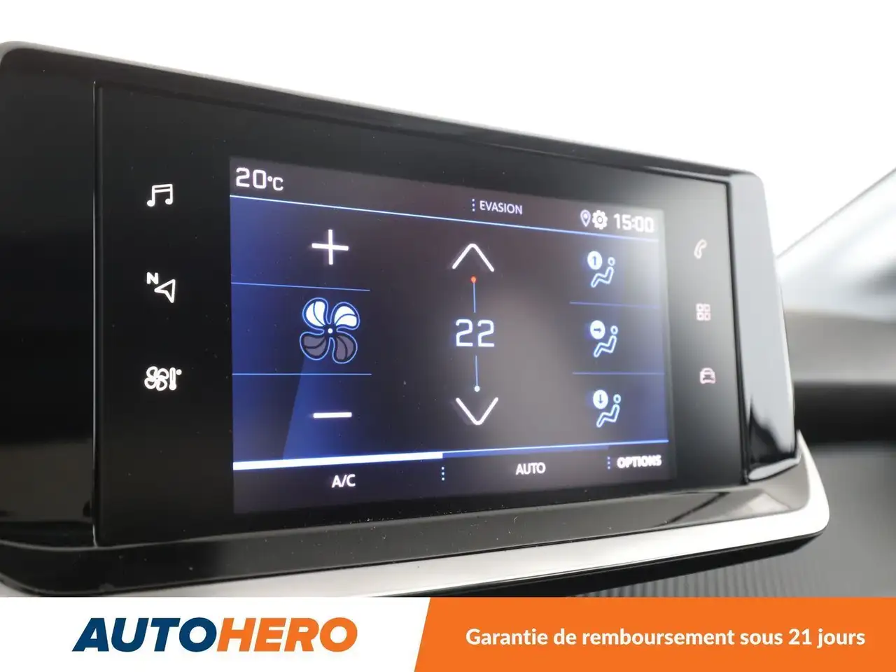 Peugeot 208 208 — photo 21
