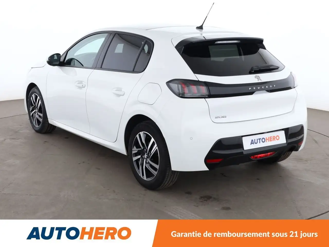 Peugeot 208 208 — photo 4