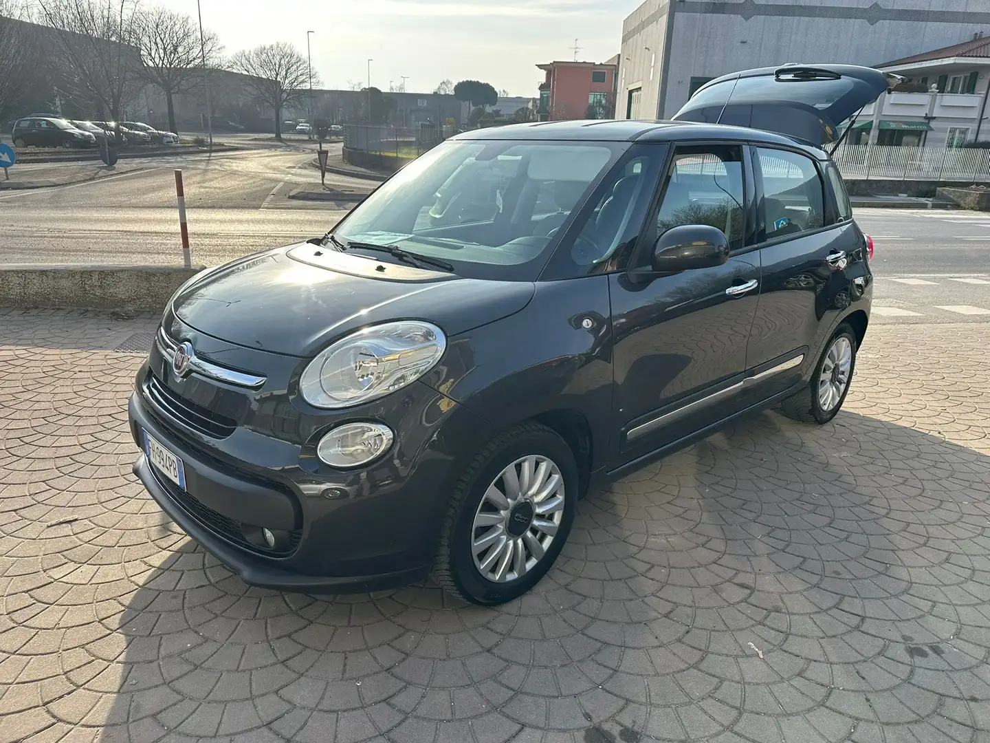 Fiat 500L 500L 2012 1.4 Lounge 95cv Noir - 2