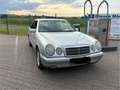 Mercedes-Benz E 240 Elegance Silber - thumbnail 1