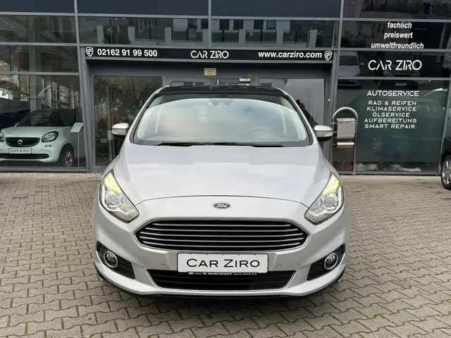 Ford S-Max S-MAX Titanium