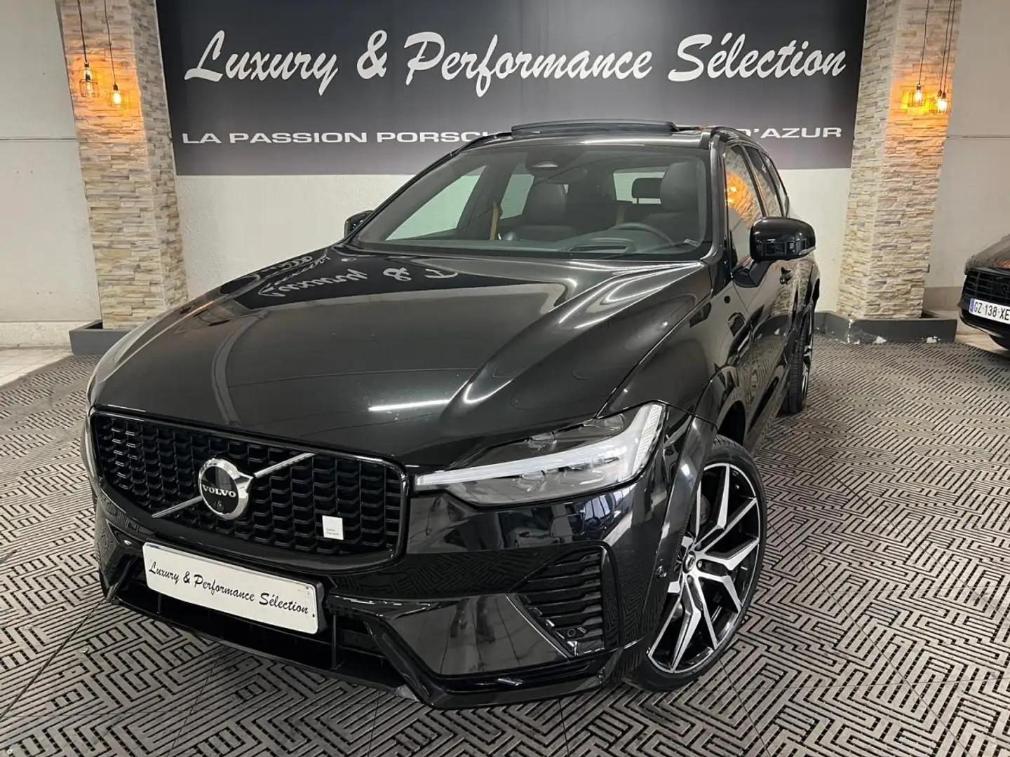Volvo XC60 Phase 2 T8 AWD Polestar 405ch - Hydirde rechargeable - 87000km - Excellent état Schwarz - 1