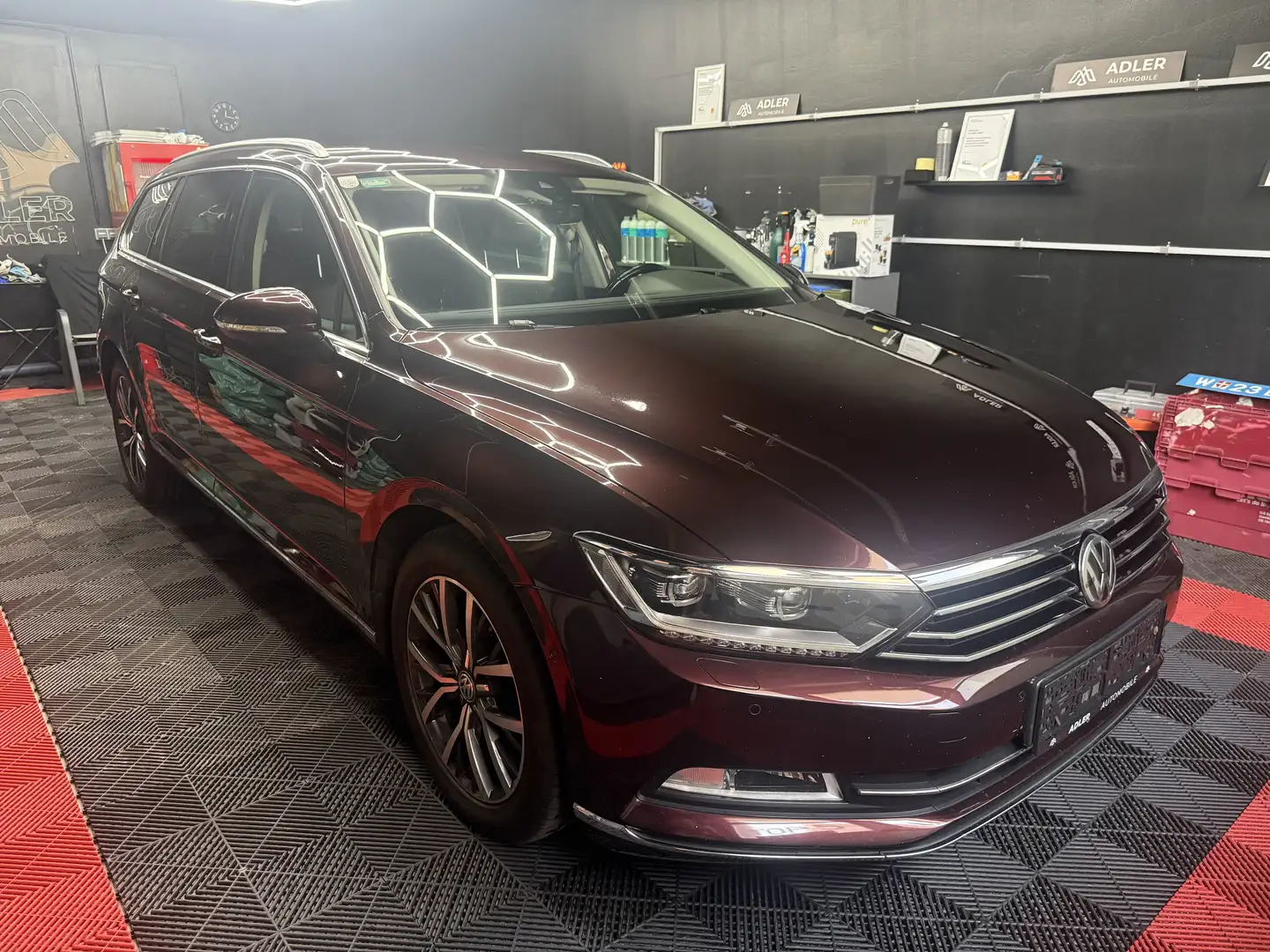 Volkswagen Passat Variant Highline BMT/Start-Stopp Rot - 1
