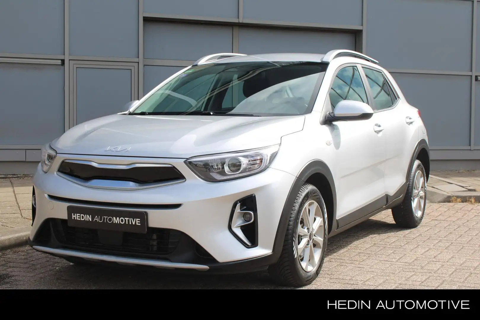 Kia Stonic 1.0 T-GDi MHEV DynamicLine Grijs - 1