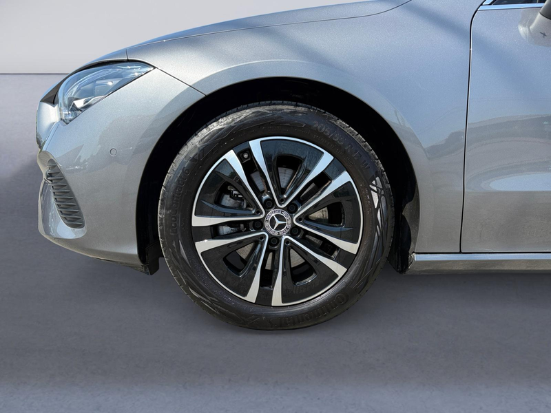 Mercedes-Benz CLA 180 Business Line — photo 4