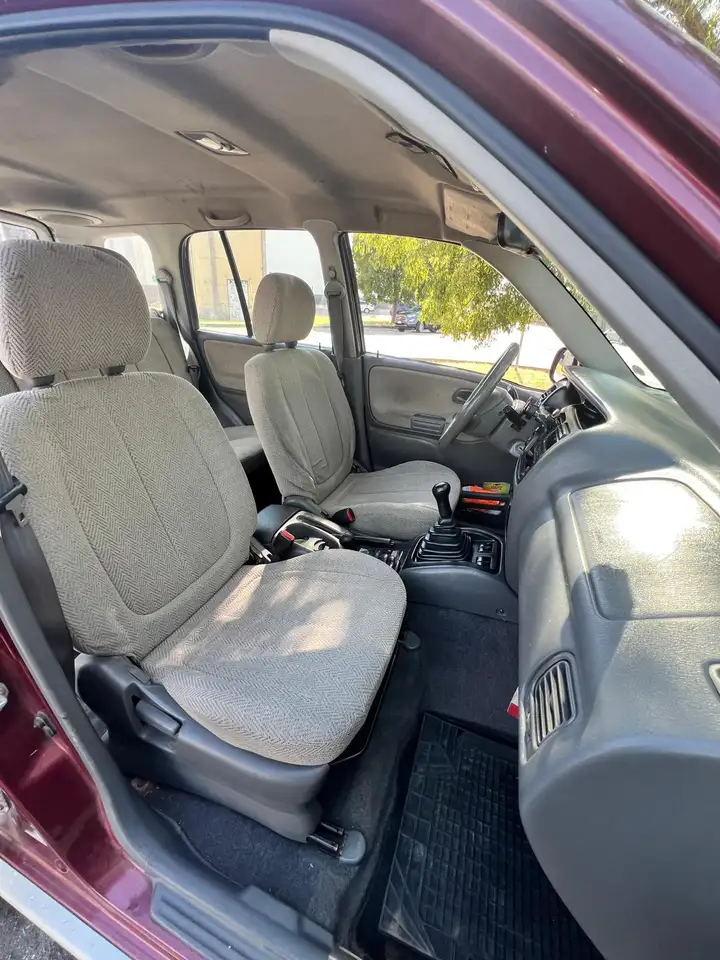 Suzuki Grand Vitara 5p 2.0 16v c/2airbag,abs,AC, foto 6