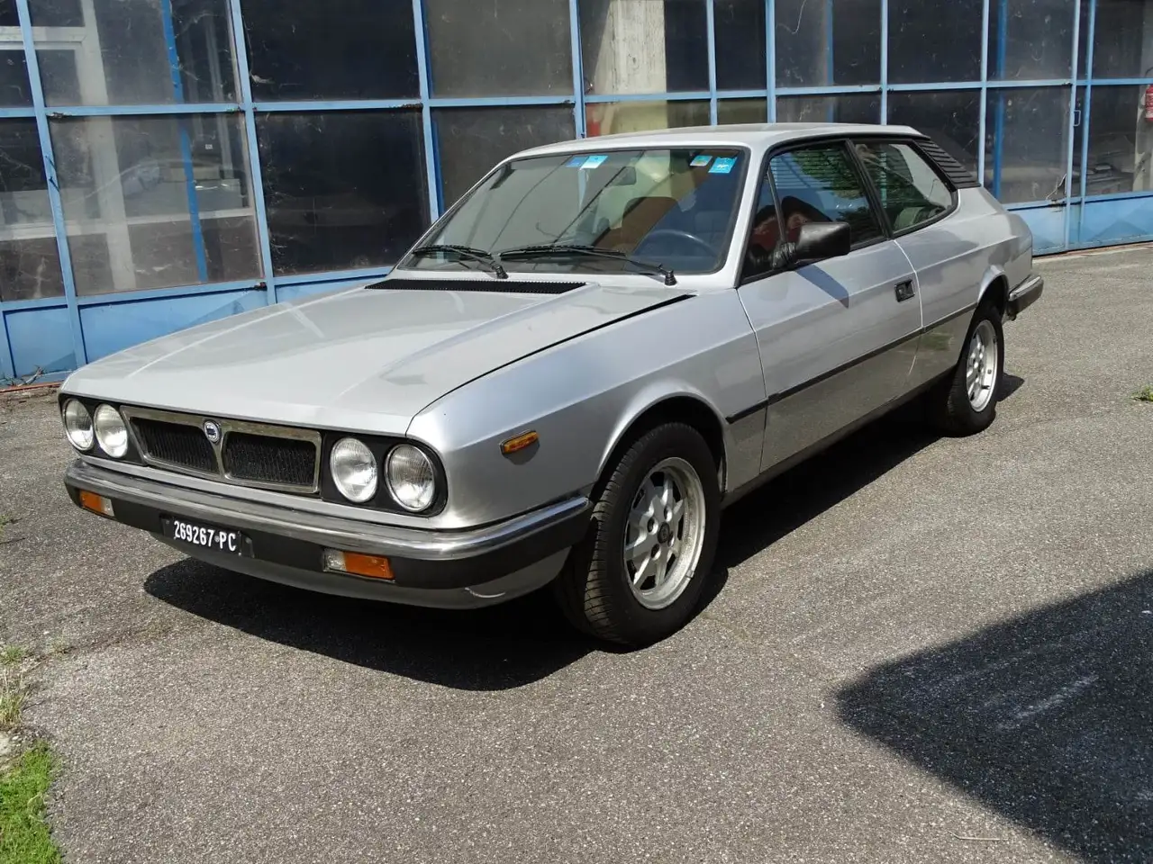 Lancia HPE EXECUTIVE, foto 3