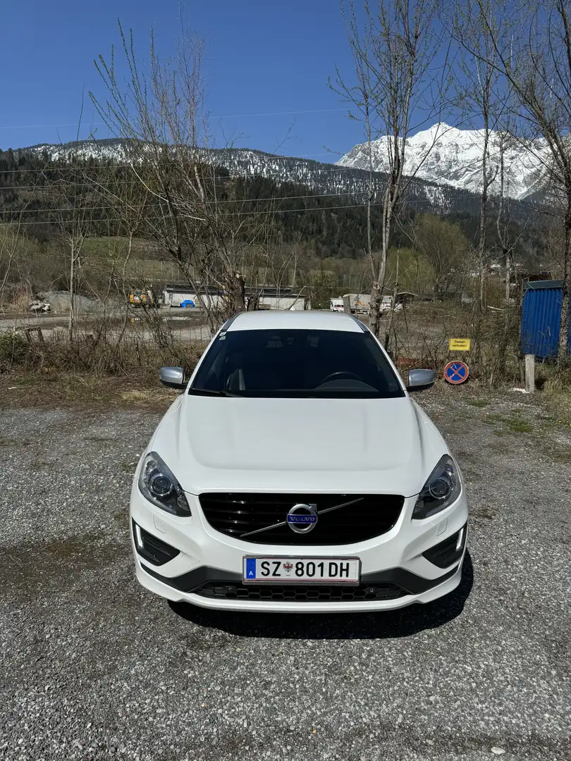Volvo XC60 D4 Momentum R-Design Geartronic - 2