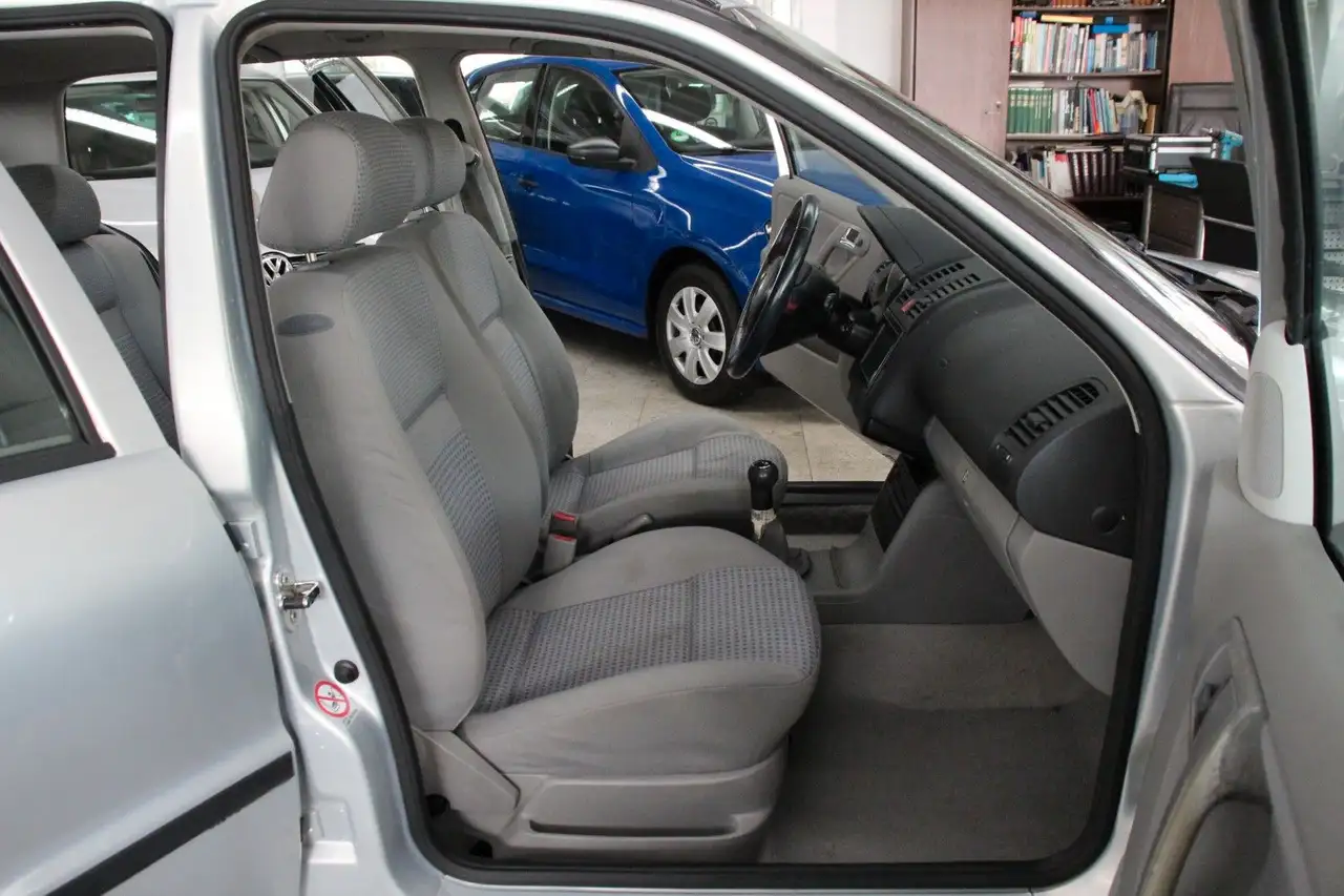Volkswagen Polo 1.4 *5-Türer/Klimaautomatik*, foto 11