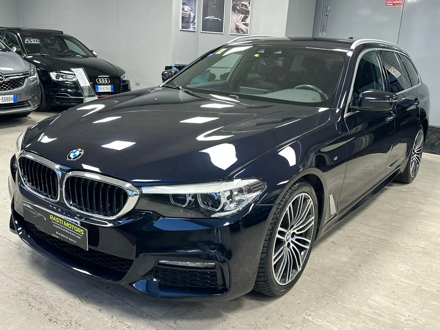 BMW 530 530d Touring xdrive Msport 249cv auto Nero - 1