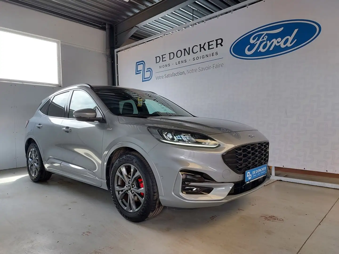 Ford Kuga ST-Line 1.5 ecoblue 120ch Gris - 1