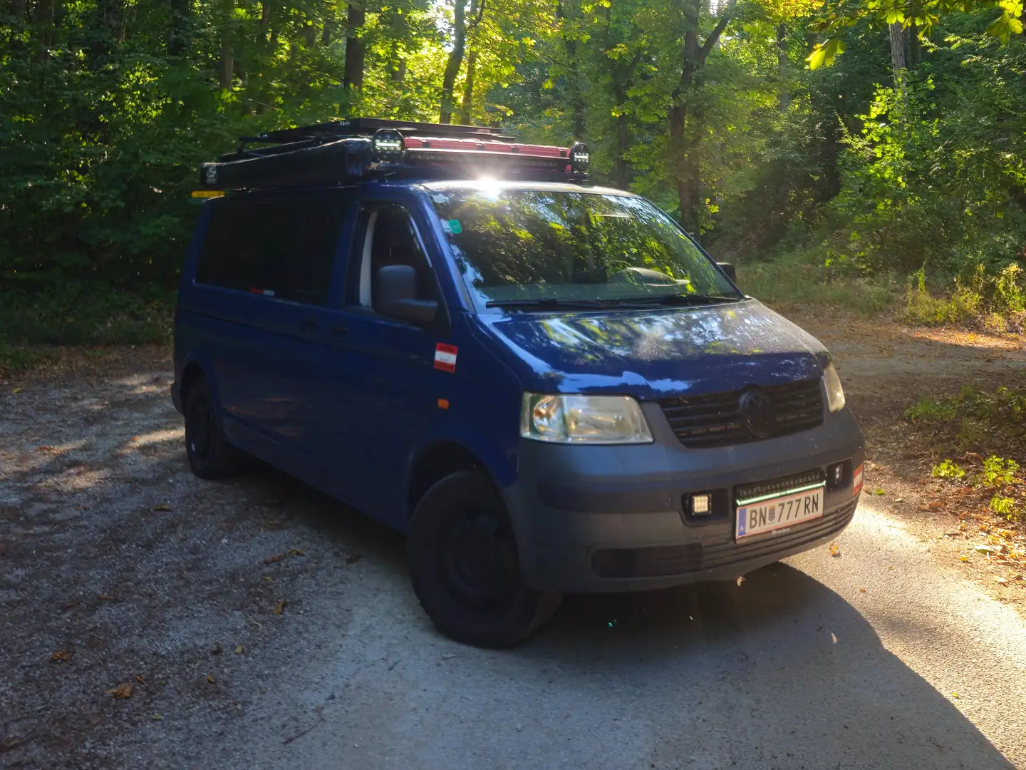 Volkswagen T5 camper overland outdoor Doka-Fahrgestell LR 2,5 TDI D-PF camper overland outdoor Blau - 1