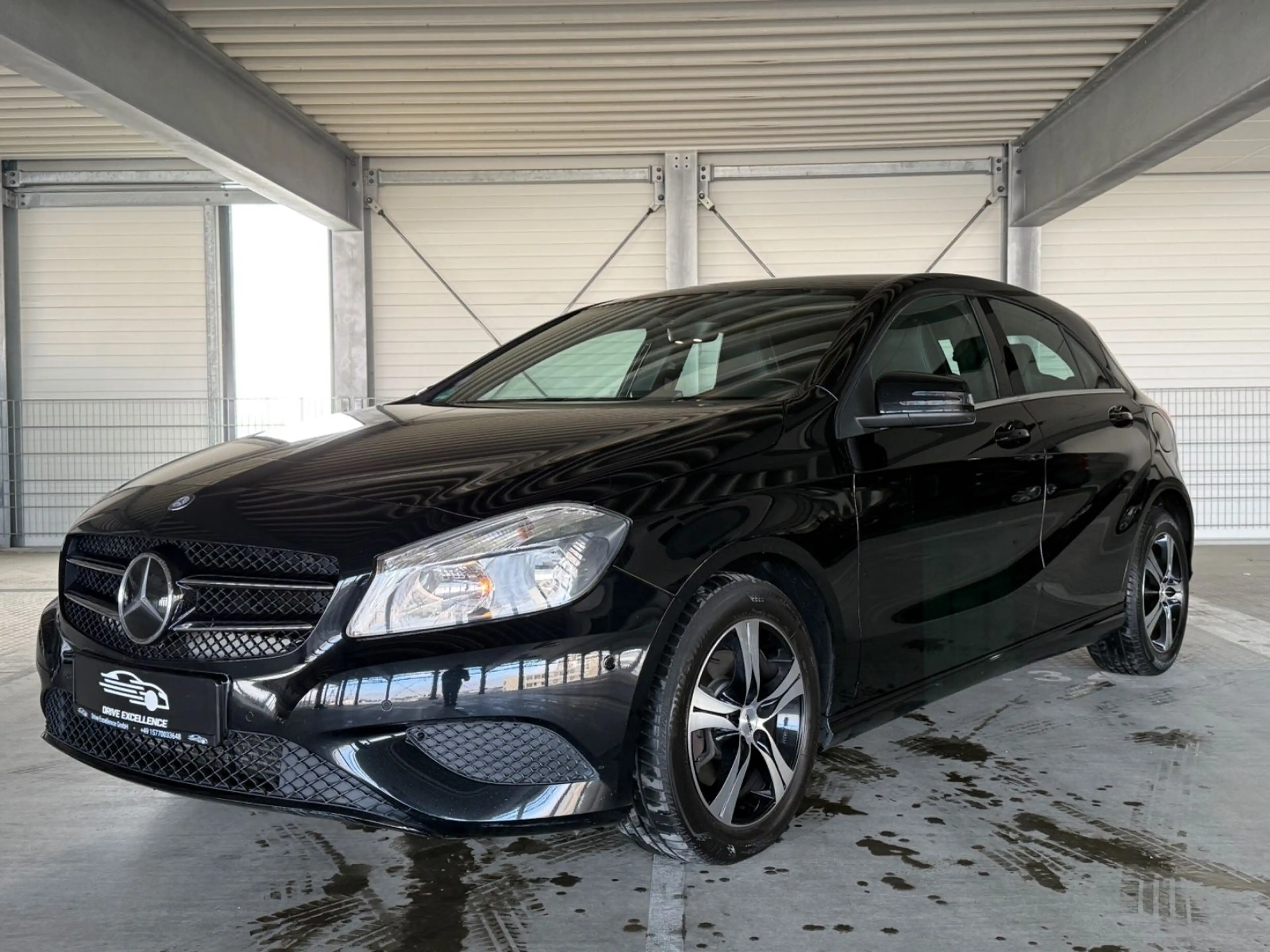 Mercedes-Benz A 200 NAVI TEMP LIM FA PDC TL SH BT Start/Stopp — photo 4