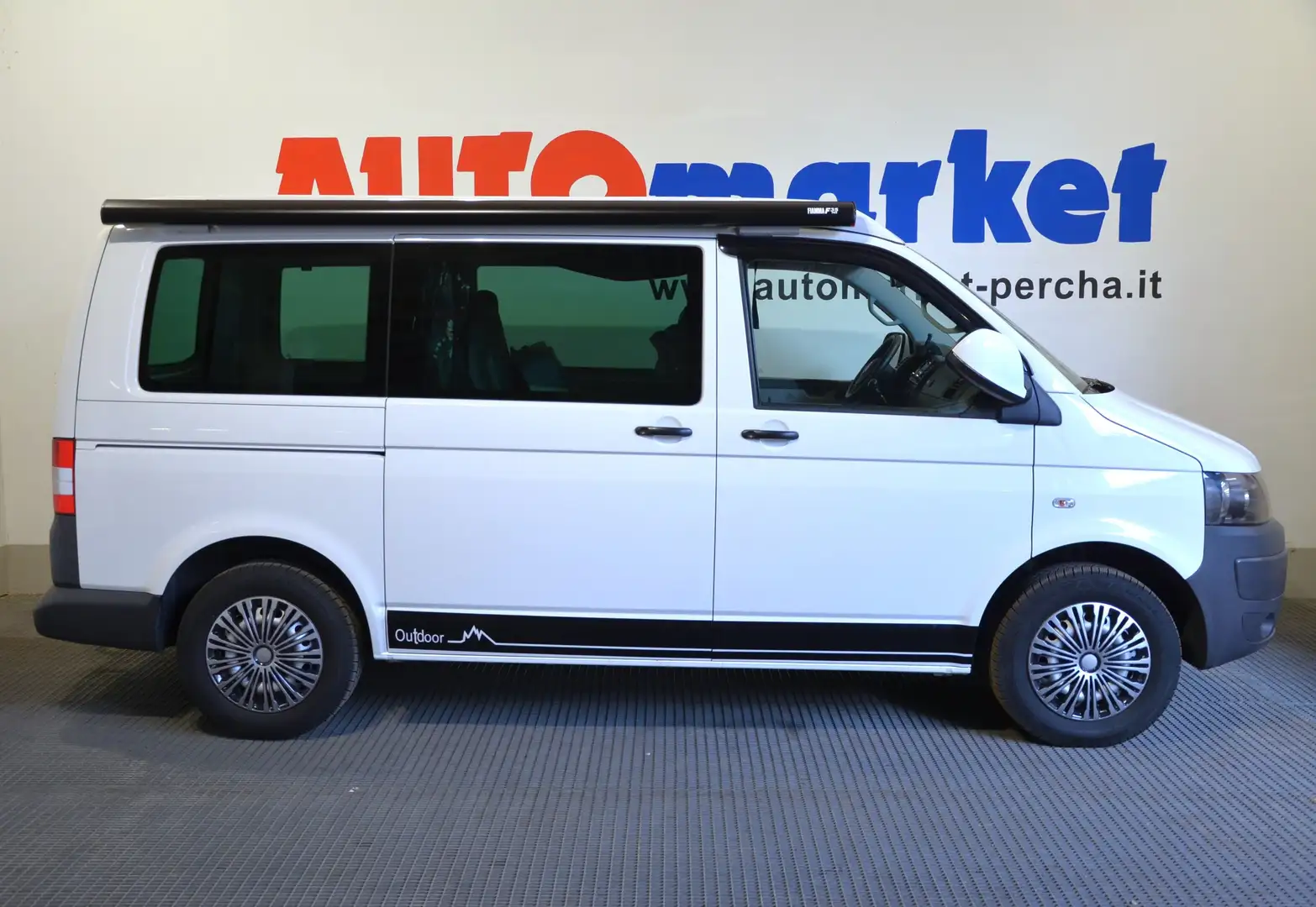 Volkswagen T5 Kombi 2.0 TDI Base White - 1