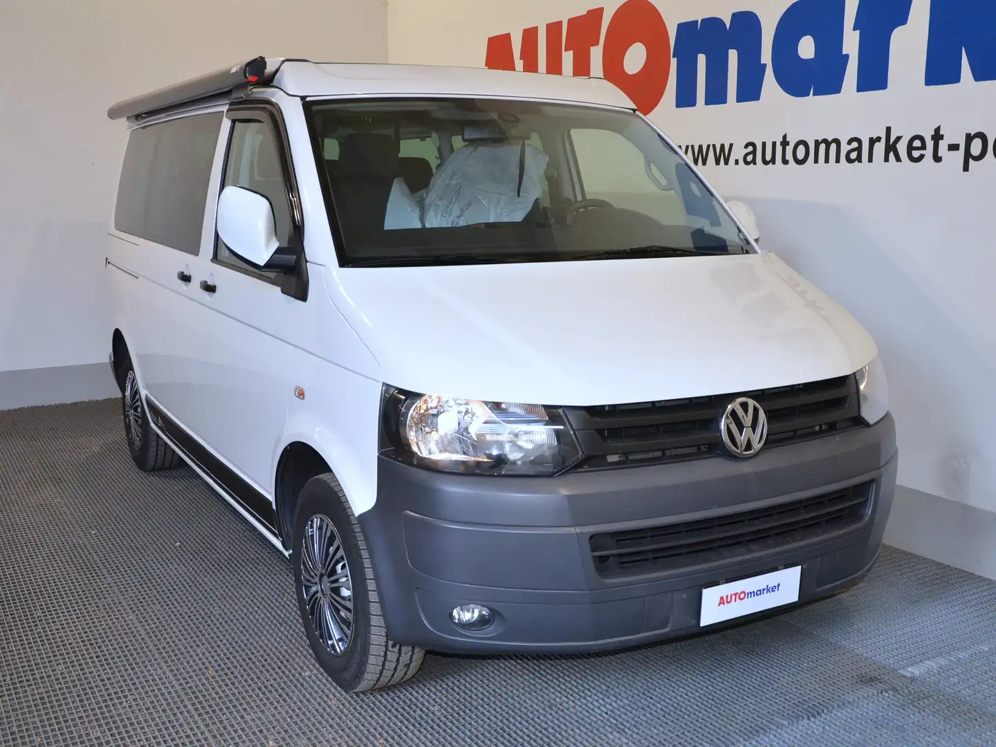 Volkswagen T5 Kombi 2.0 TDI Base Blanco - 2