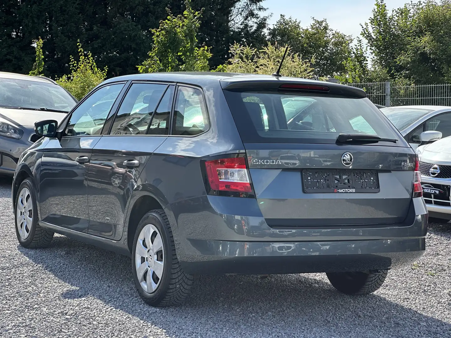 Skoda Fabia • TRES PROPRE • GARANTIE 1AN Noir - 2