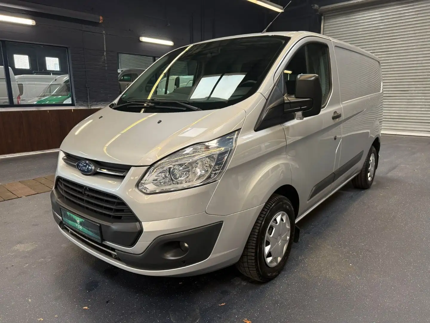 Ford Transit Custom Kasten L1 Klima Tempomat PDC AHK Silber - 2