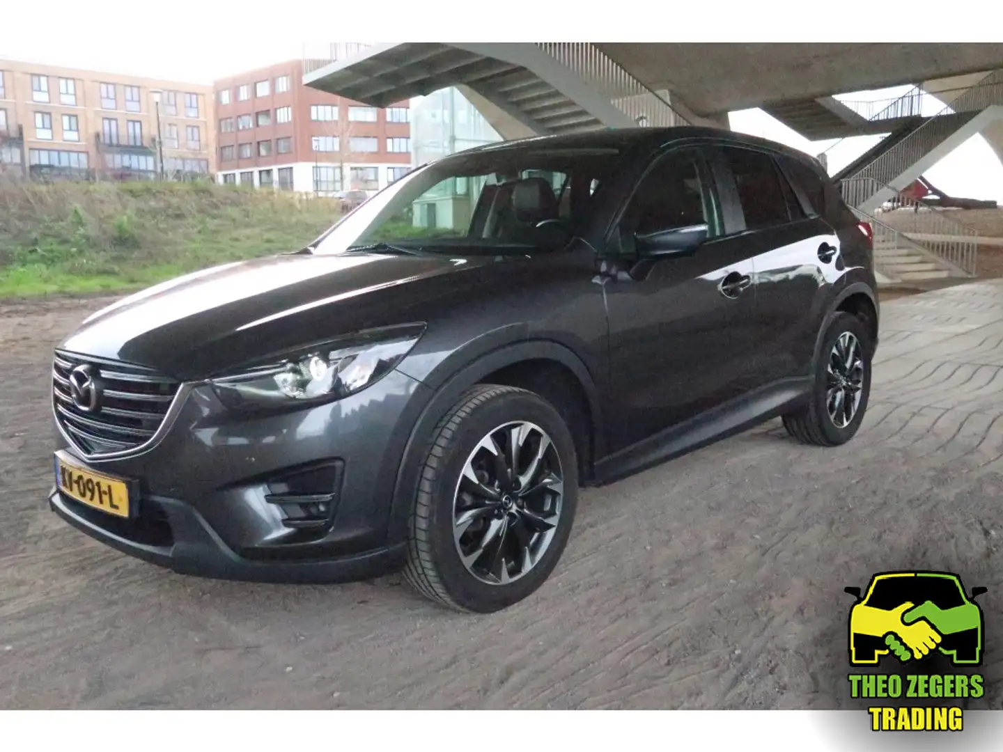 Mazda CX-5 2.0 SkyActive-G 165GT-M Line 2WD Automaat Grau - 1