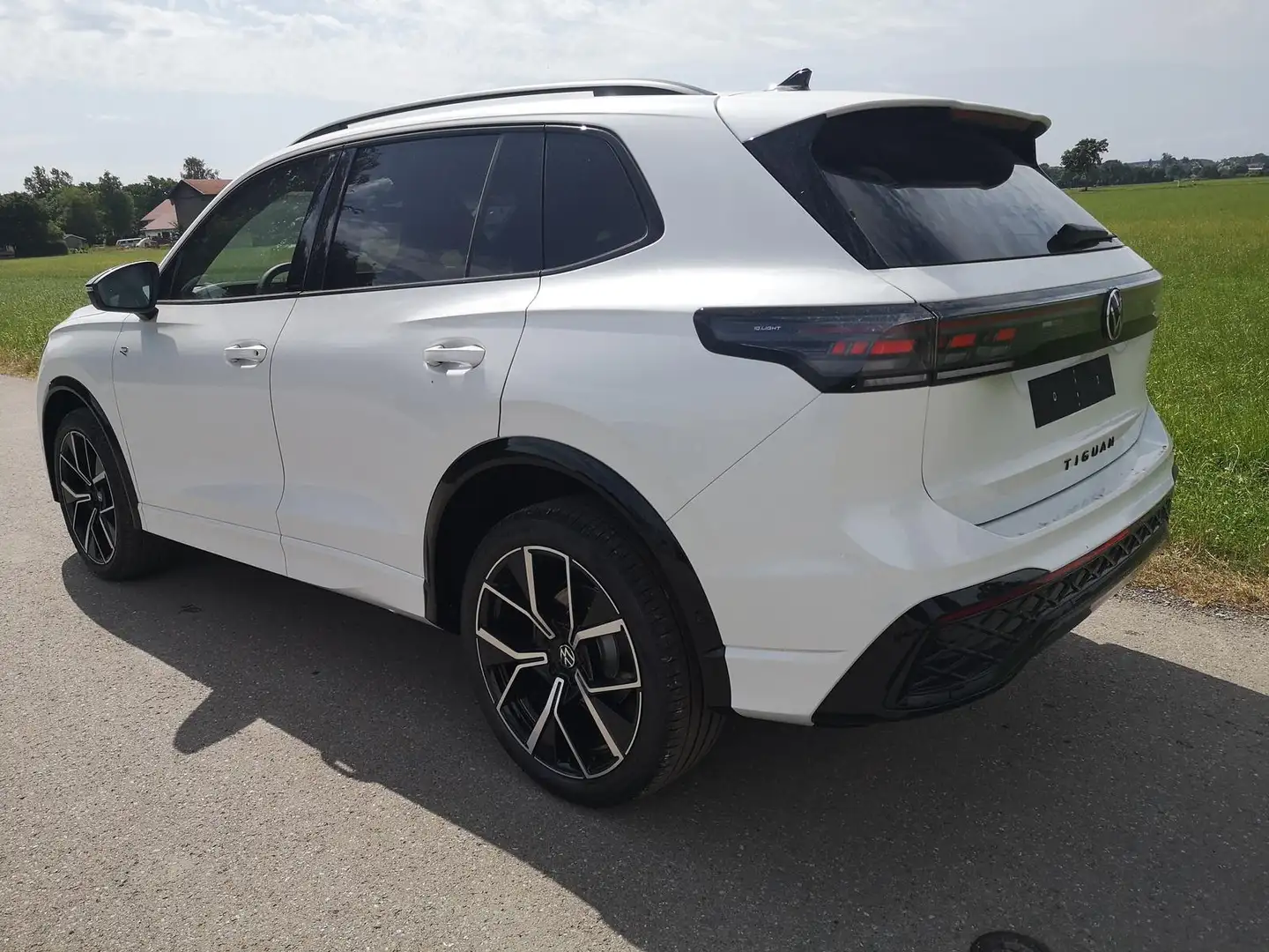Volkswagen Tiguan 2.0 TDI R-Line DSG ABT 4Motion GV5 Weiß - 2