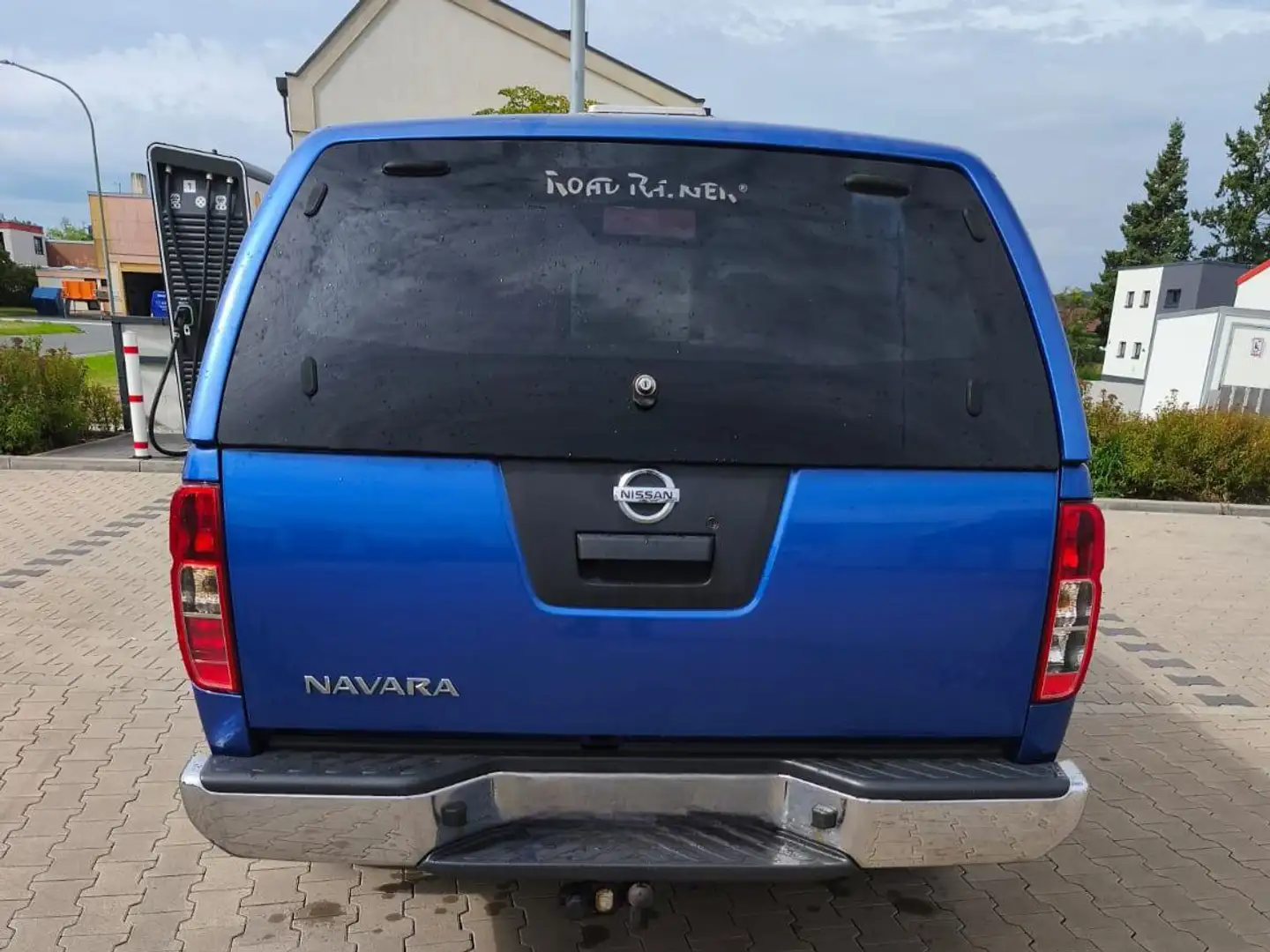 Nissan Navara Pickup Blau - 2