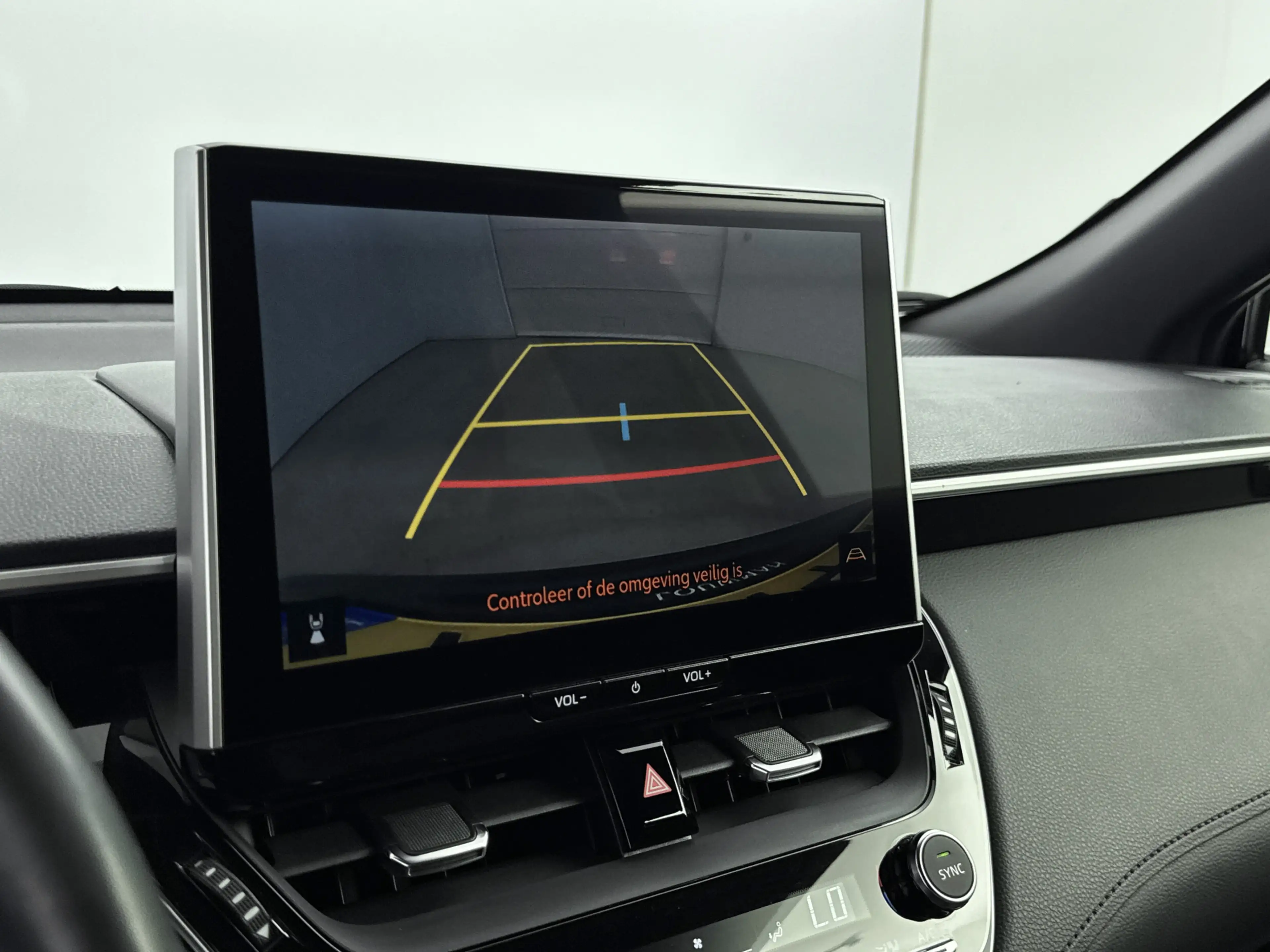 Toyota Corolla Cross Hybrid 140 Style | Half Lederen bekleding | Dealer — photo 8