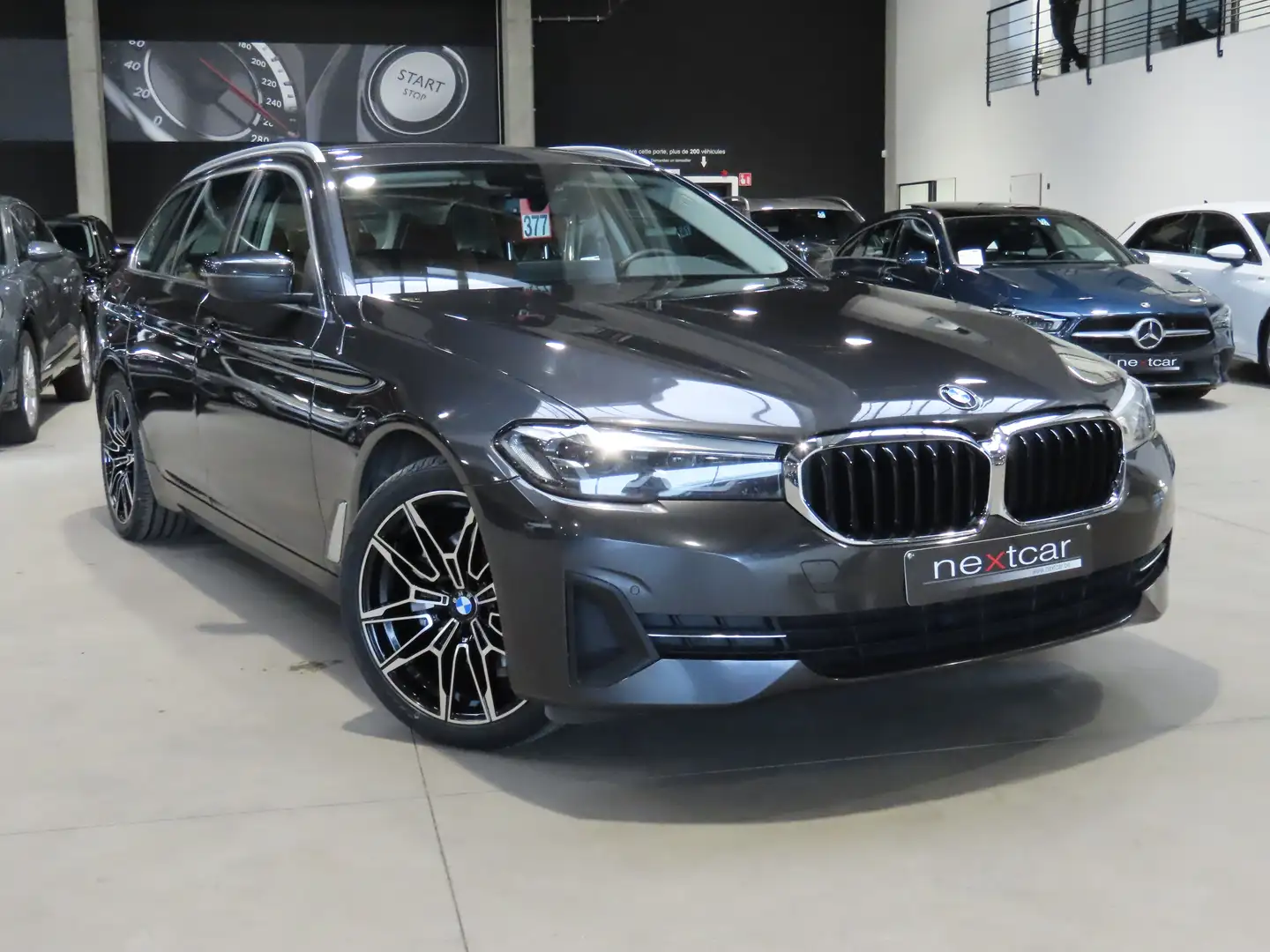 BMW 518 dA Touring **CUIR-LED-NAVI-CAMERA-COCKPIT** Gri - 2