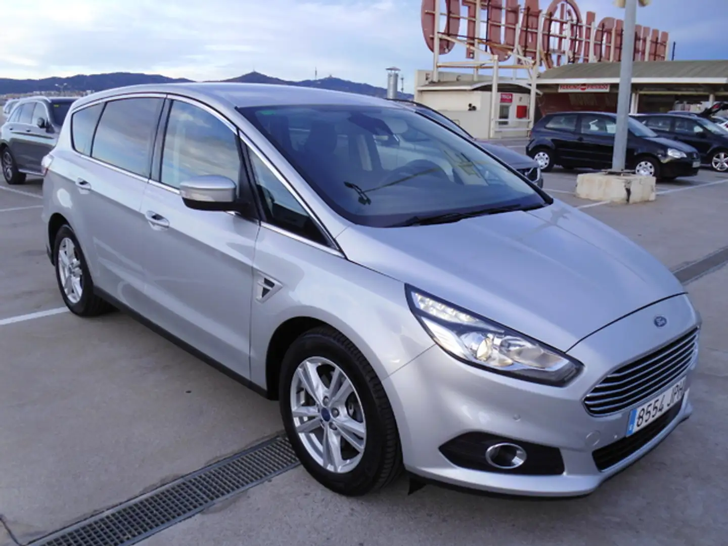 Ford S-Max 2.0TDCi Titanium 150 Plateado - 1