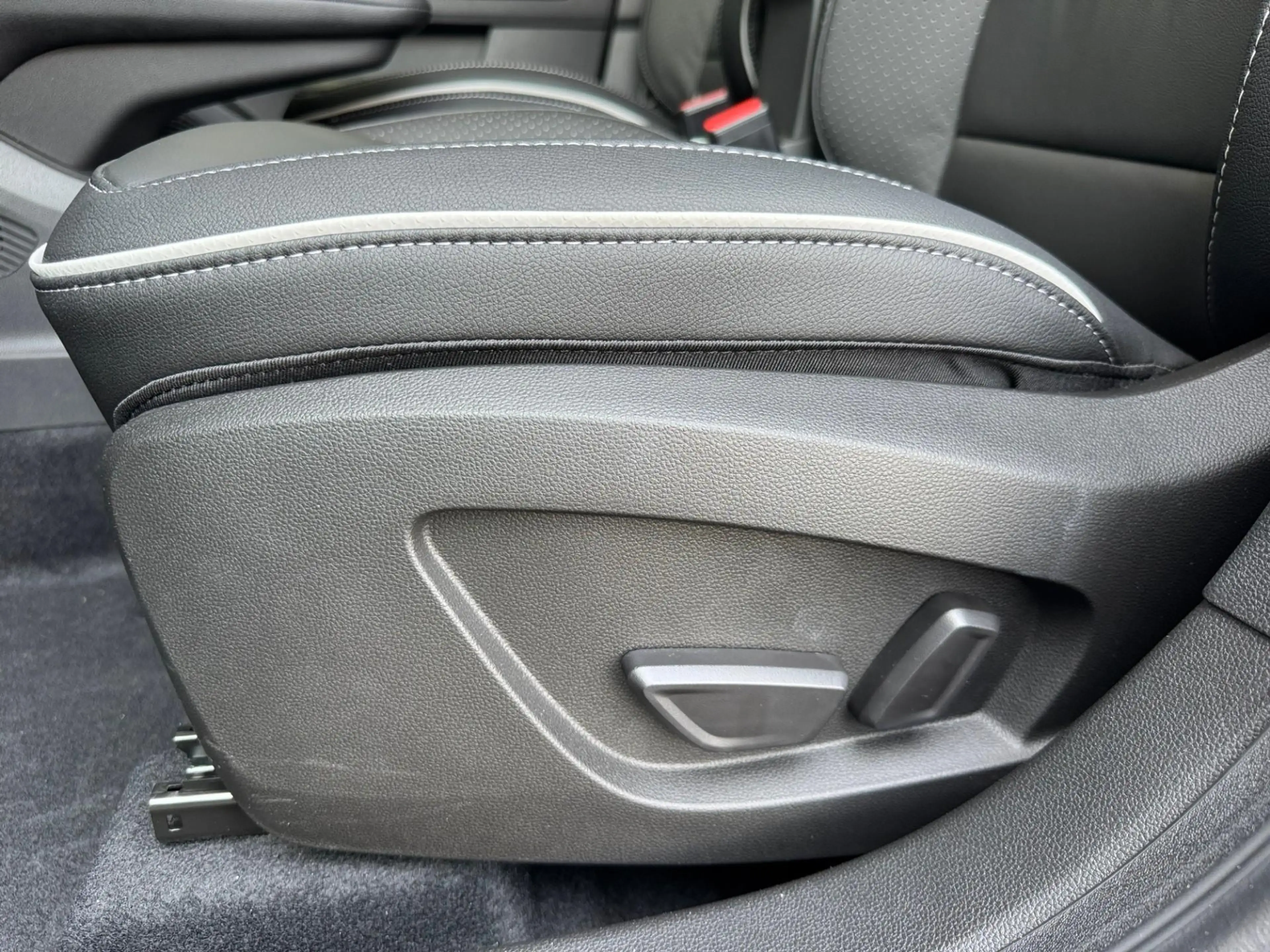 Mitsubishi Grandis 1.8 HEV Instyle Mengelers actieprijs: € 43.790,00* — photo 13